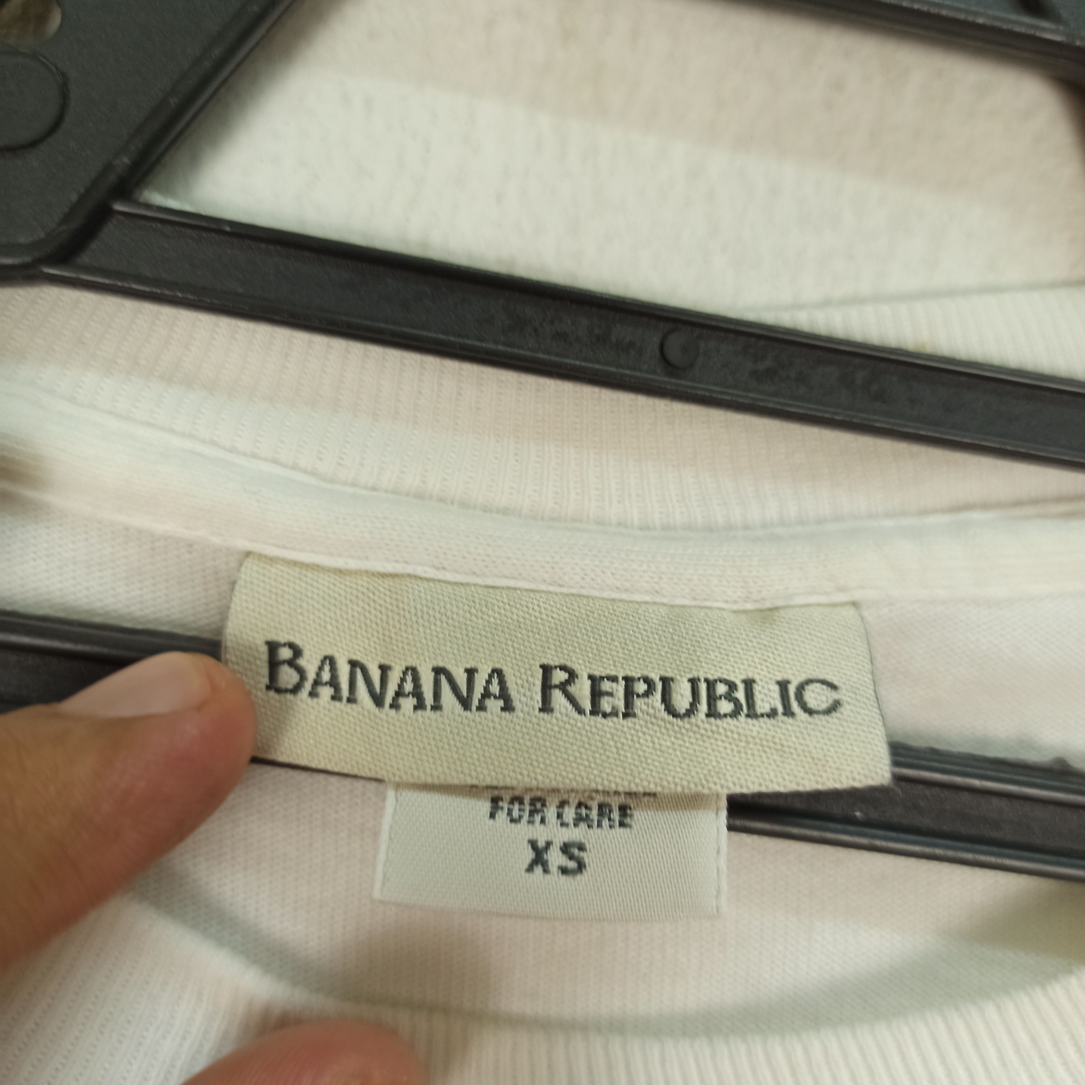 Banana Republic Vintage Banana Republic Single Pocket Made in Usa Tshirt Size US S / EU 44-46 / 1 - 8 Thumbnail