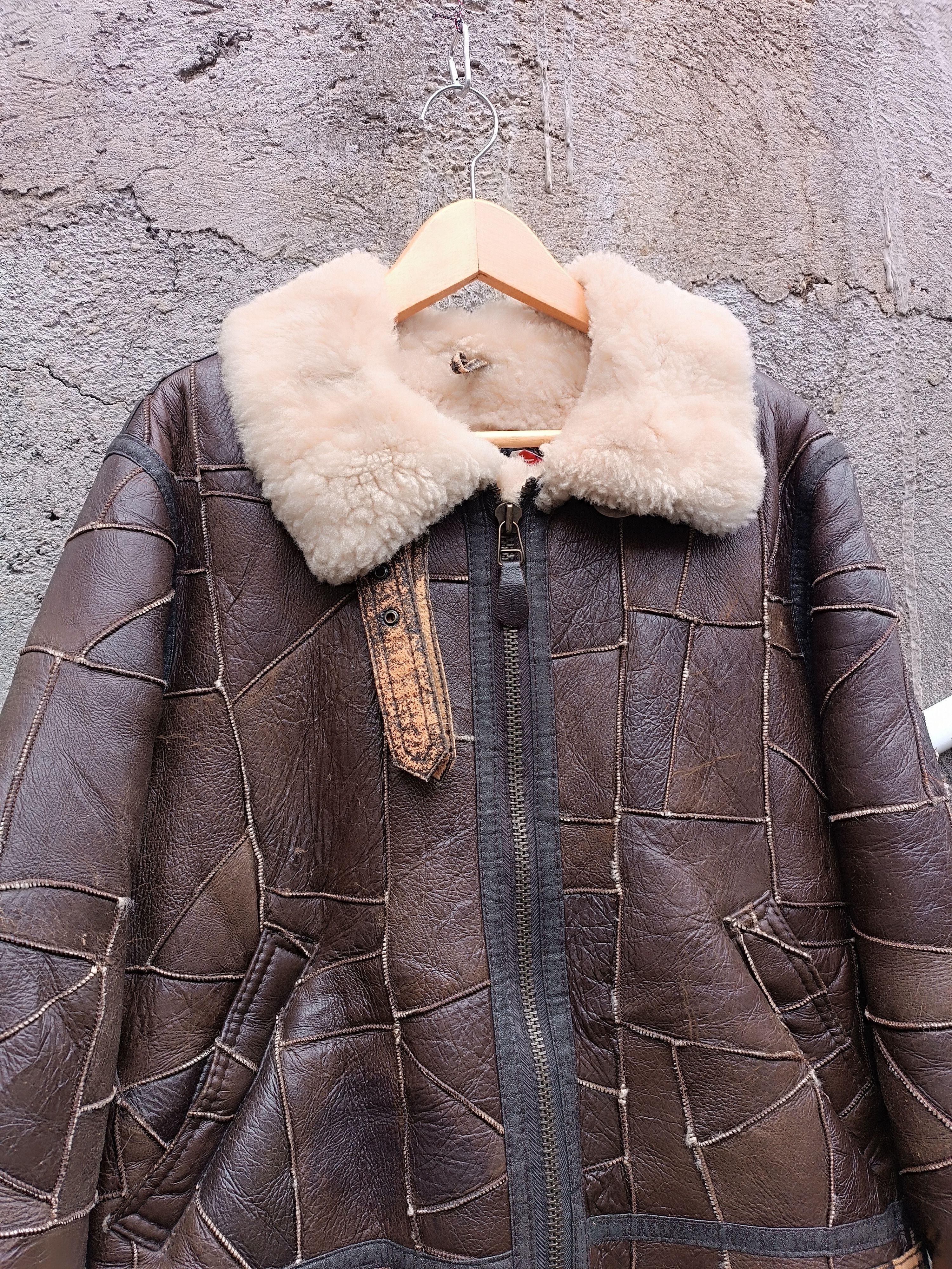 Vintage Vintage Rare B-3 B3 Leather Patchwork Flight Jacket Military Size US M / EU 48-50 / 2 - 3 Thumbnail