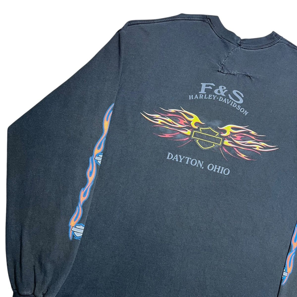 Harley Davidson Vintage 2003 Harley Davidson Flame Long Sleeve Pocket TShirt Size US XL / EU 56 / 4 - 21 Thumbnail