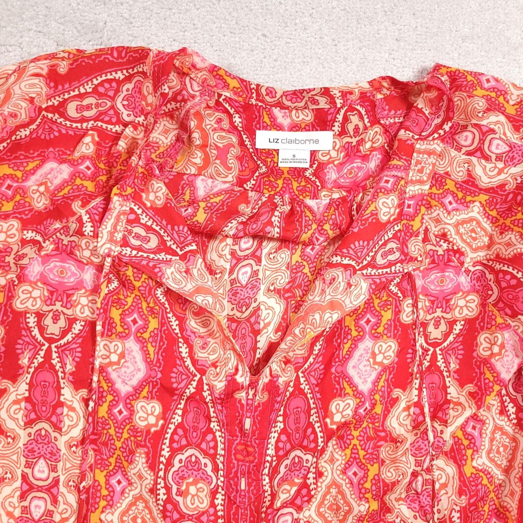Liz Claiborne Liz Claiborne Shirt Women's Small Pink Polyester Short Sleeve V Neck Tie Front Blouse Size S / US 4 / IT 40 - 3 Thumbnail