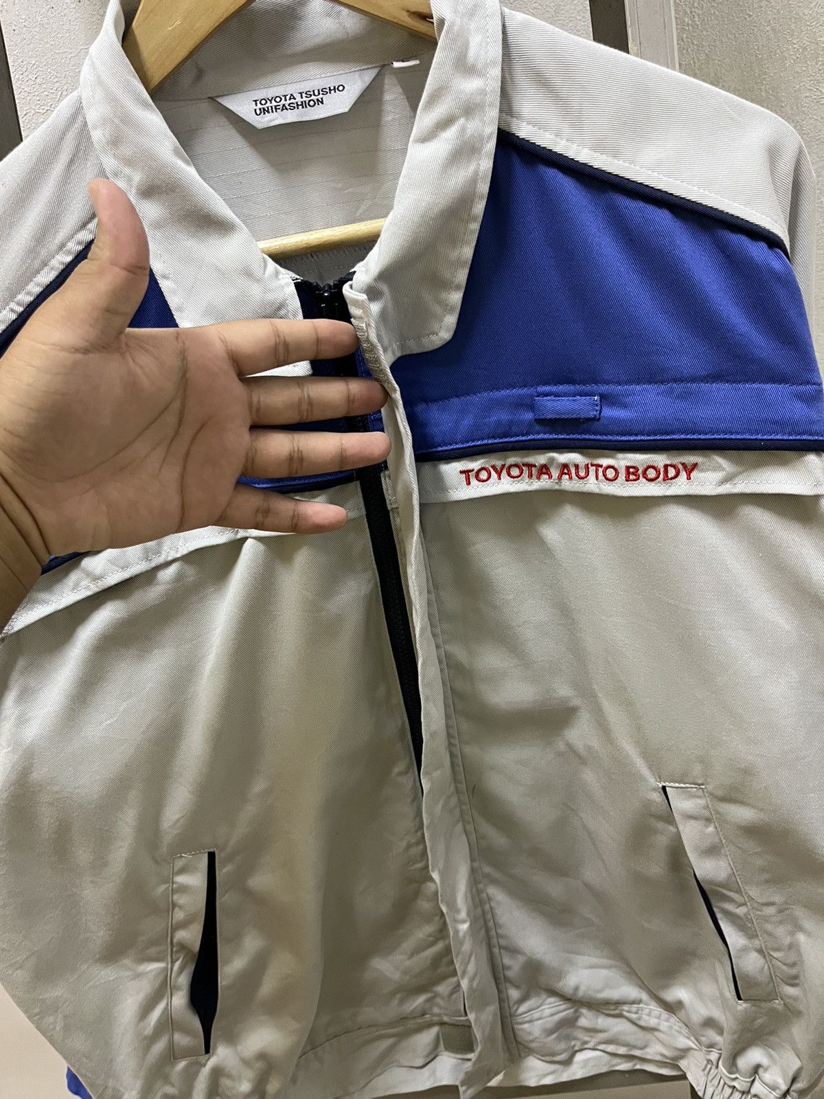 Vintage Vintage Toyota Workwear jacket Size US L / EU 52-54 / 3 - 3 Thumbnail