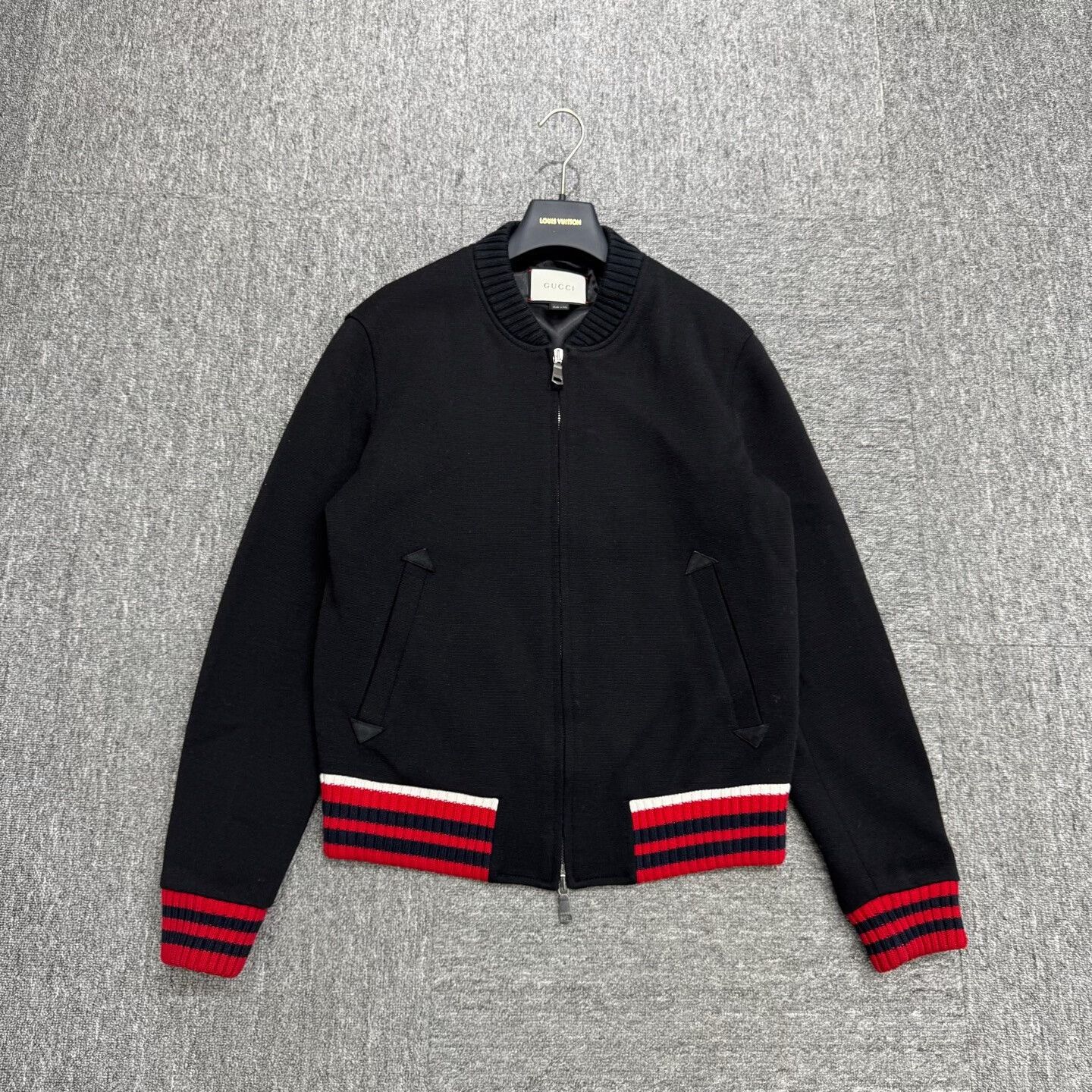 Gucci gucci black and red bomber jacket Size US L / EU 52-54 / 3 - 1 Thumbnail