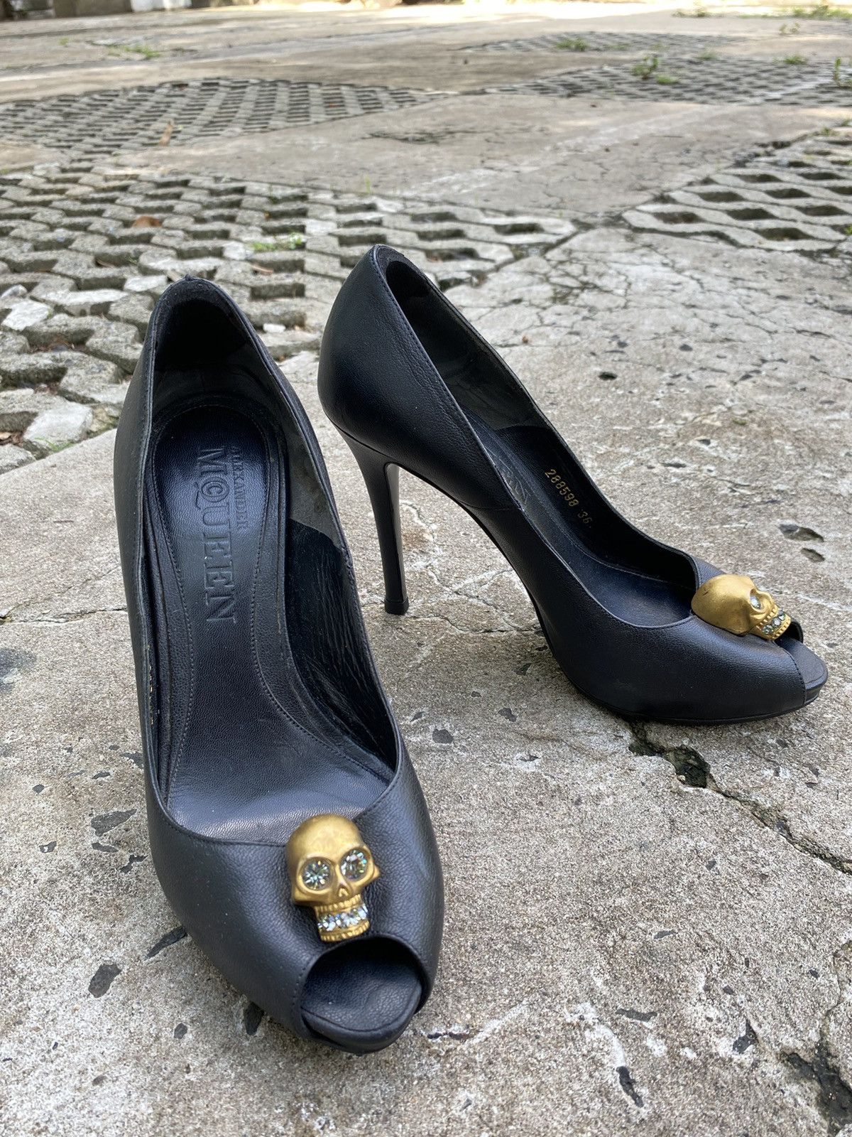 Alexander McQueen Alexander McQueen Leather Embellished Skull Peep Toe Pumps Size US 6 / IT 36 - 21 Thumbnail