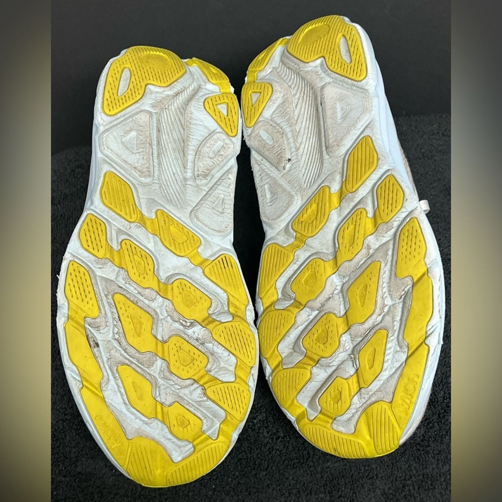 Hoka Hoka One One Womens Clifton 9 Running Shoes Sneakers 9.5 B Size US 9.5 / IT 39.5 - 8 Thumbnail