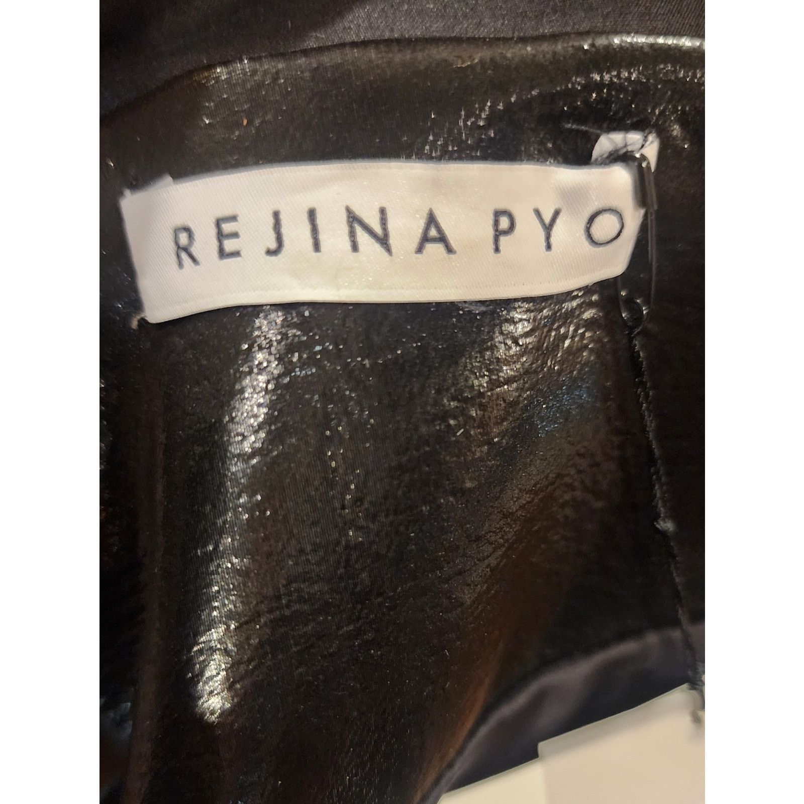 Rejina Pyo NWT Rejina Pyo Logan Faux Leather Coated Twill Black Coat L Size L / US 10 / IT 46 - 13 Thumbnail