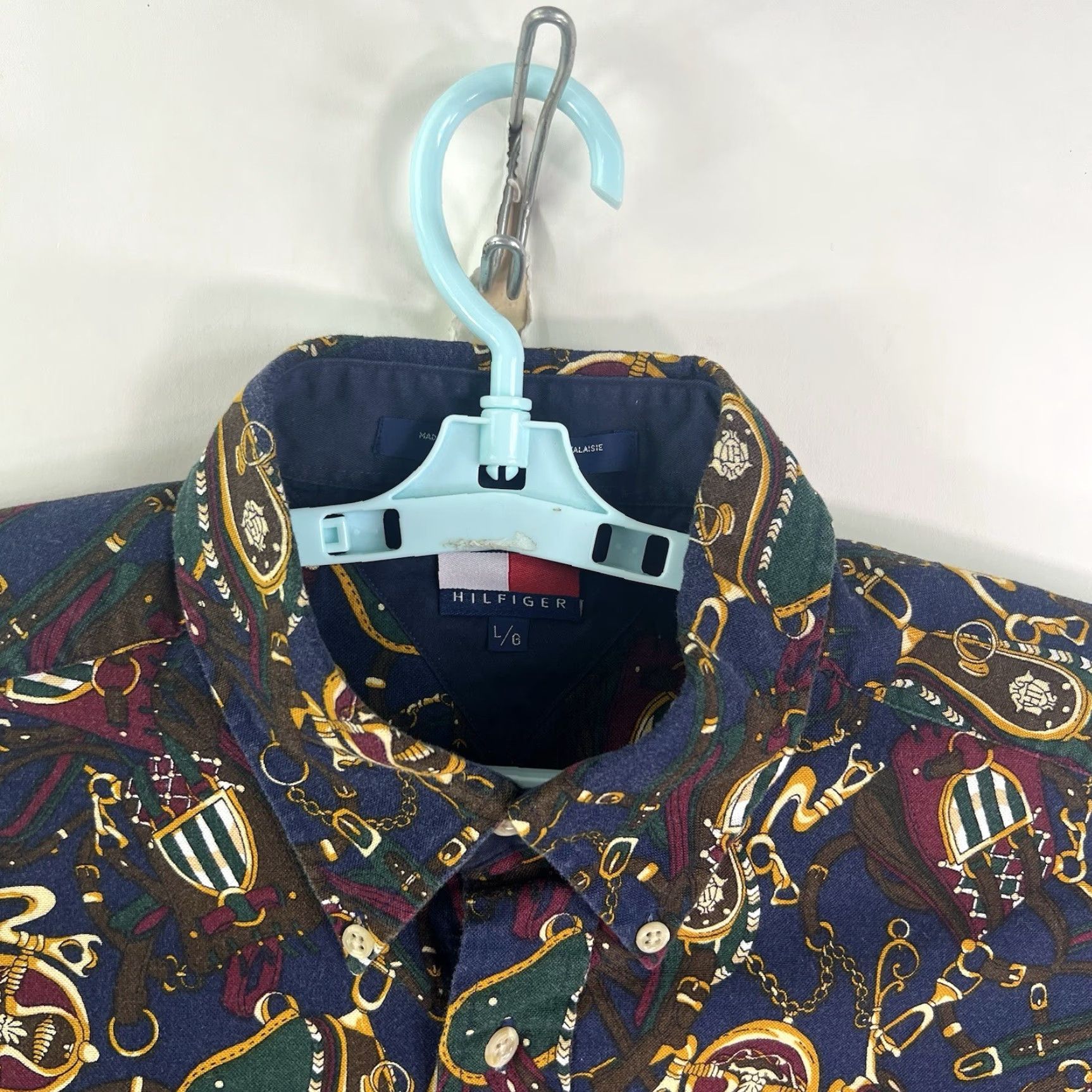 Tommy Hilfiger Tommy Hilfiger Animal Print Button-Down Shirt Mens Size L Blue Western Casual Size US L / EU 52-54 / 3 - 3 Thumbnail