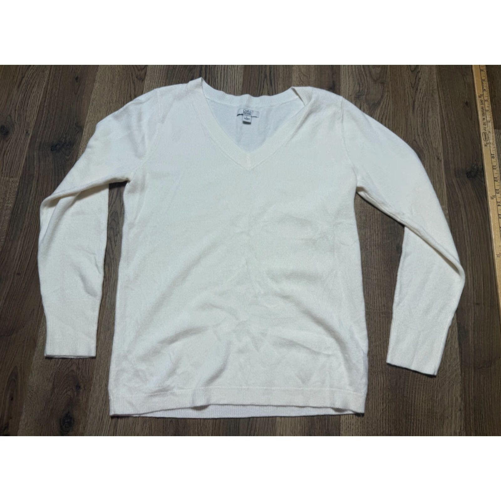 Croft & Barrow Croft & Barrow Shirt Womens Small White Long Sleeve V-Neck Knit Cotton T-Shirt Casual Modern - Womens Size S / US 4 / IT 40 - 2 Thumbnail