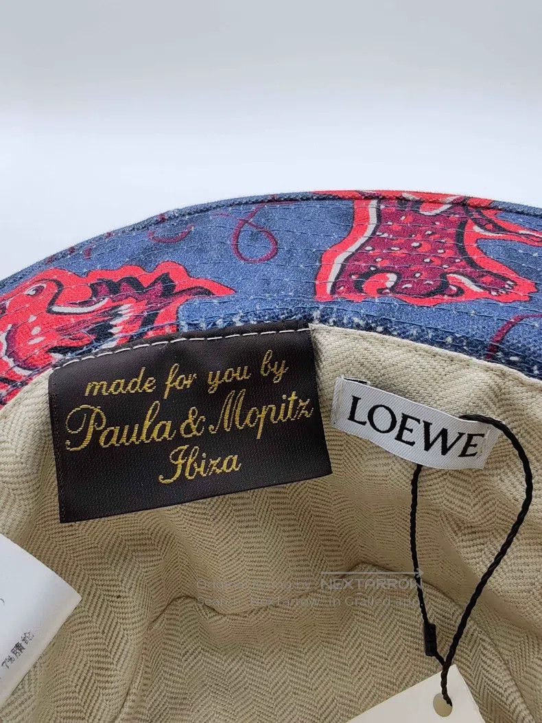 Loewe Loewe Logo Embossed Fisherman's Hat Size ONE SIZE - 4 Thumbnail