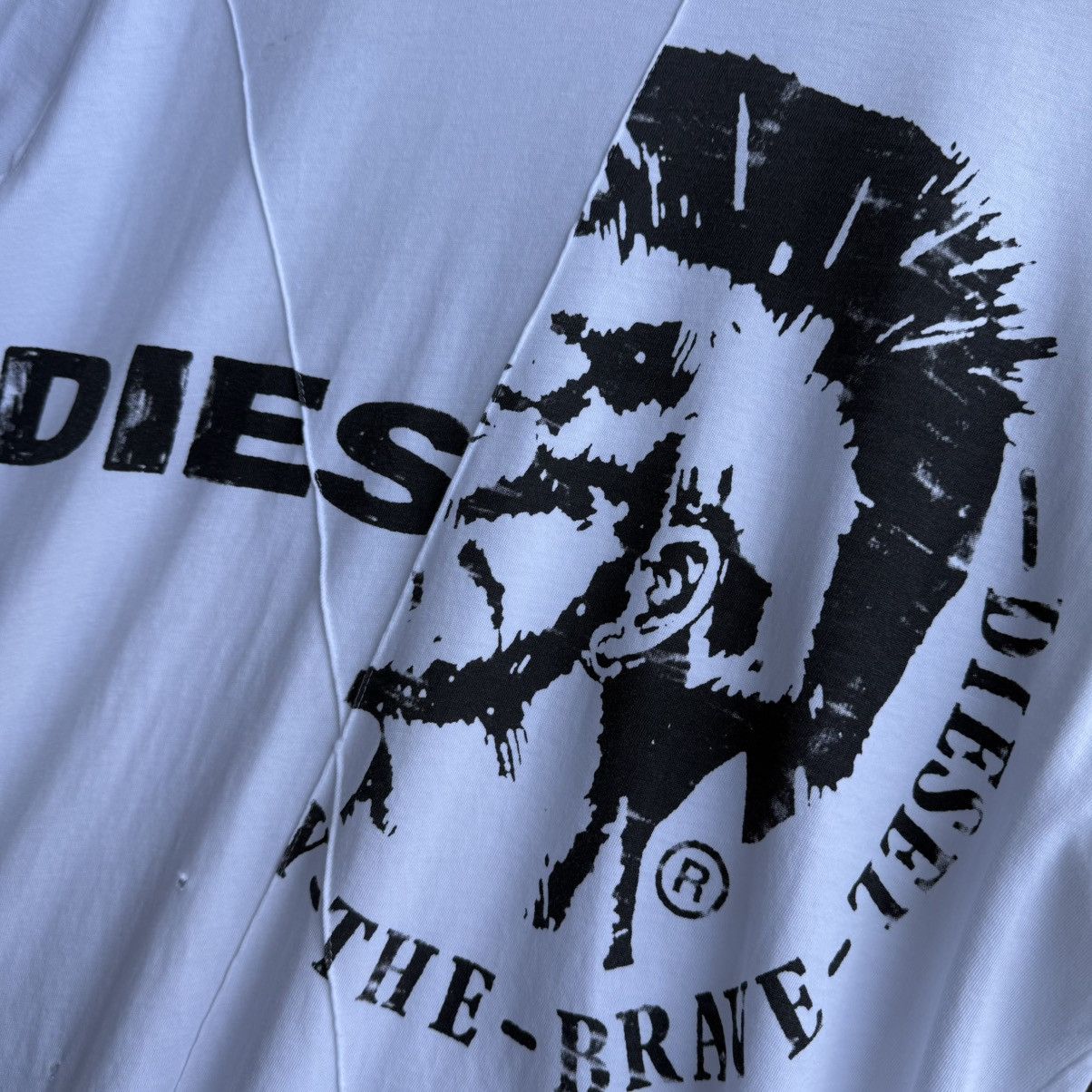 Diesel Diesel Trojan Patches Pinholes Graphic Tee Size US XL / EU 56 / 4 - 8 Thumbnail