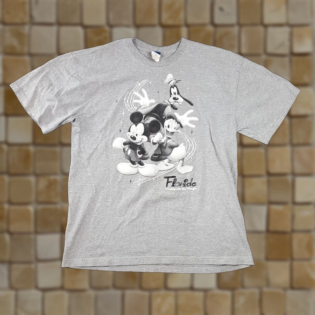 Disney VINTAGE Disney World Florida Mickey Goofy T Shirt Mens XL Gray 90s Cartoon Retro SVG Embroidered Logo Shirt Mens Size US XL / EU 56 / 4 - 1 Thumbnail