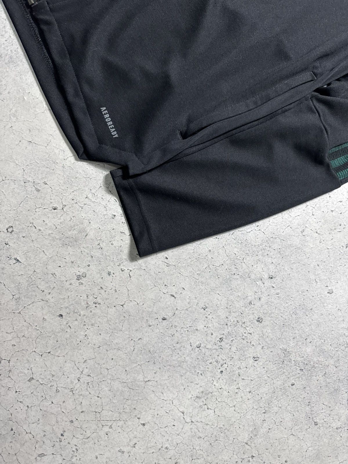Adidas Adidas FC Celtic Football Track Suit Jacket & Pants Size US M / EU 48-50 / 2 - 4 Thumbnail