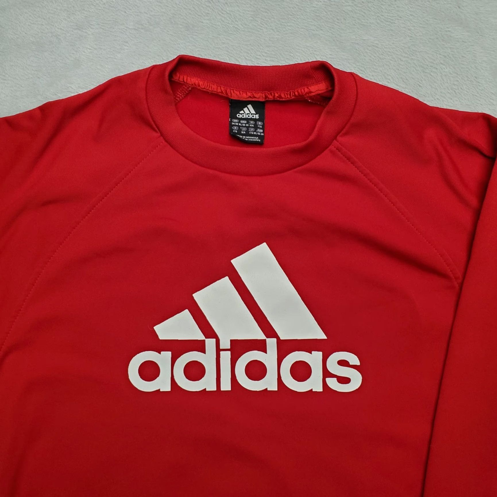 Adidas VINTAGE Adidas Sweater Mens XL Red 3 Stripe Sleeve Crewneck Sweatshirt Pullover Size US XL / EU 56 / 4 - 2 Thumbnail