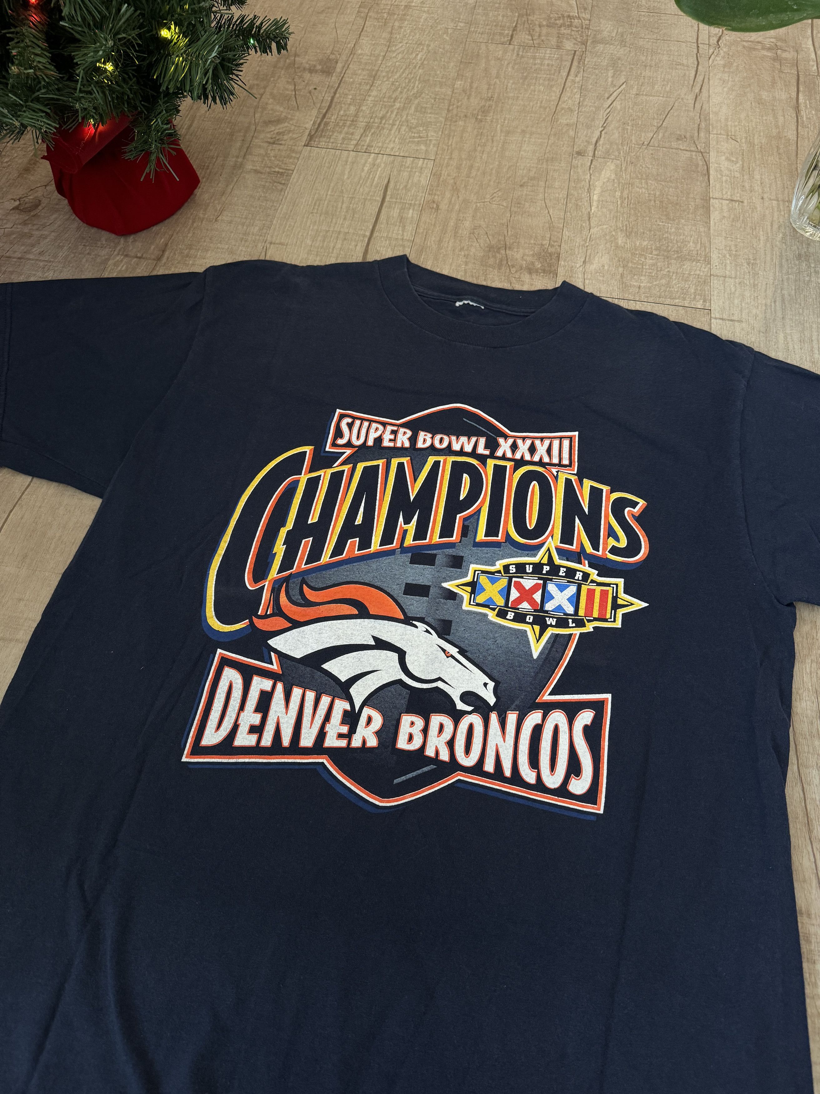 NFL × Vintage Vintage Denver Broncos Super Bowl XXXII Tee Size US L / EU 52-54 / 3 - 6 Thumbnail