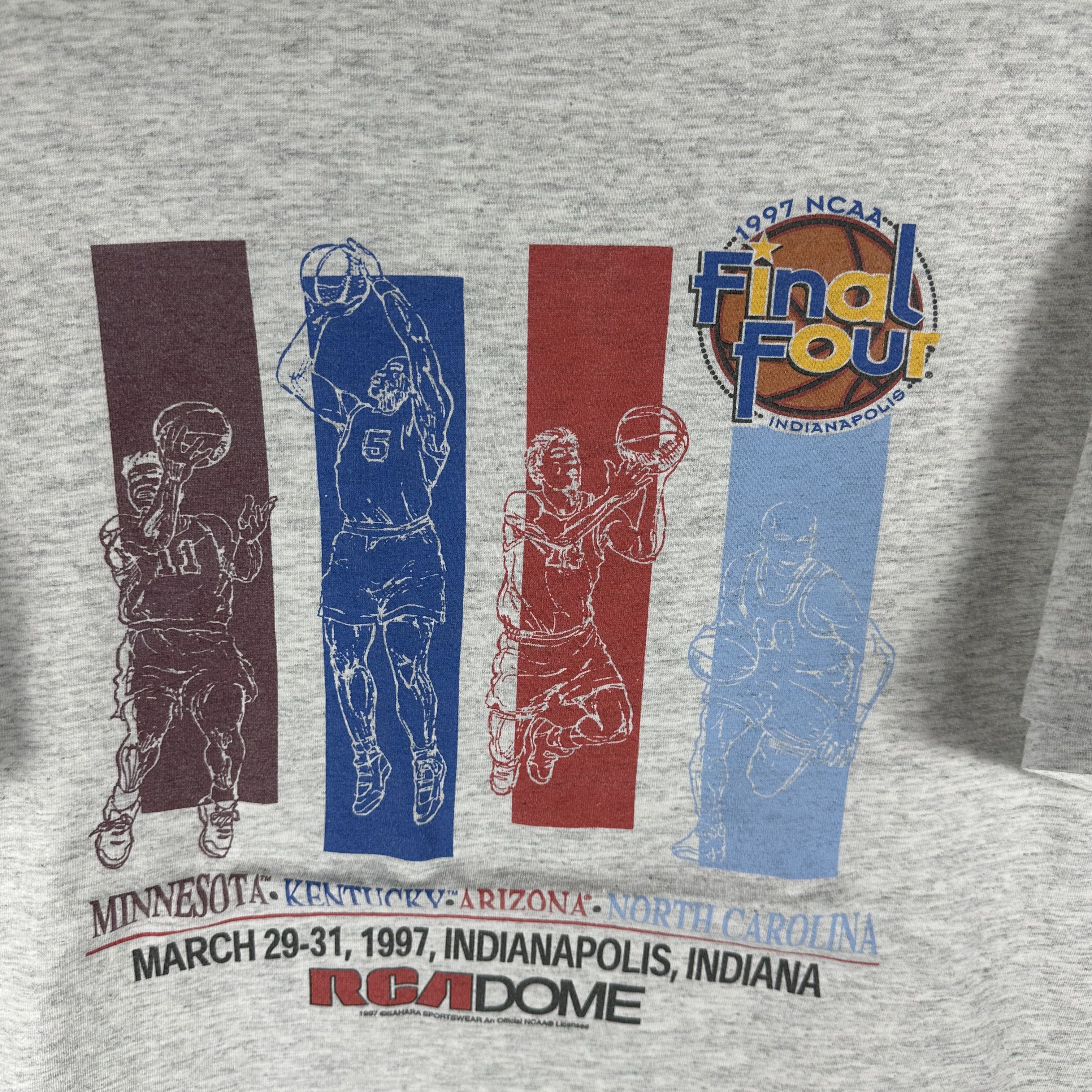 Vintage 1997 NCAA Basketball Final Four Single Stitch T-shirt Size US XL / EU 56 / 4 - 2 Thumbnail