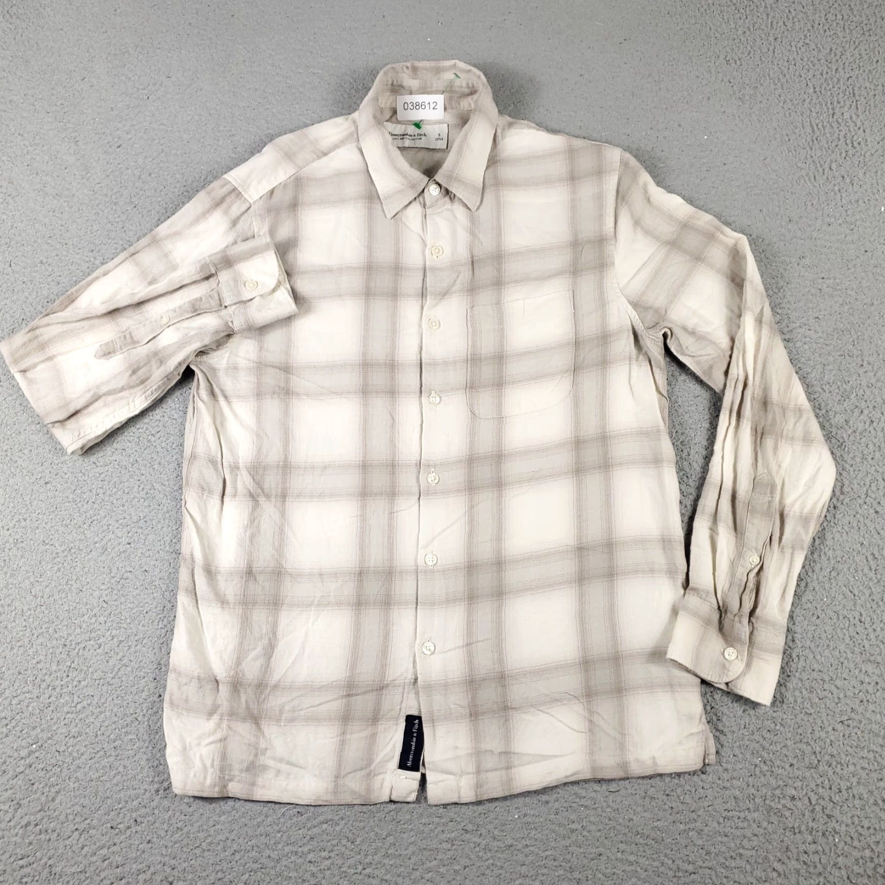 Abercrombie & Fitch Abercrombie & Fitch Button-Up Shirt Mens Small Beige Plaid Long Sleeve Size US S / EU 44-46 / 1 - 2 Thumbnail