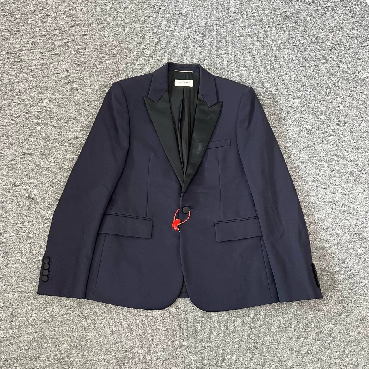 Saint Laurent Paris Saint Laurent Paris Classic smoking jacket Size US S / EU 44-46 / 1 - 1 Thumbnail