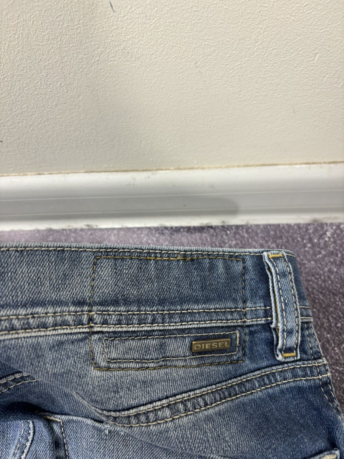 Diesel Diesel Tepphar NWT Slim Carrot Ripped Blue Denim Jeans Size US 28 / EU 44 - 18 Thumbnail