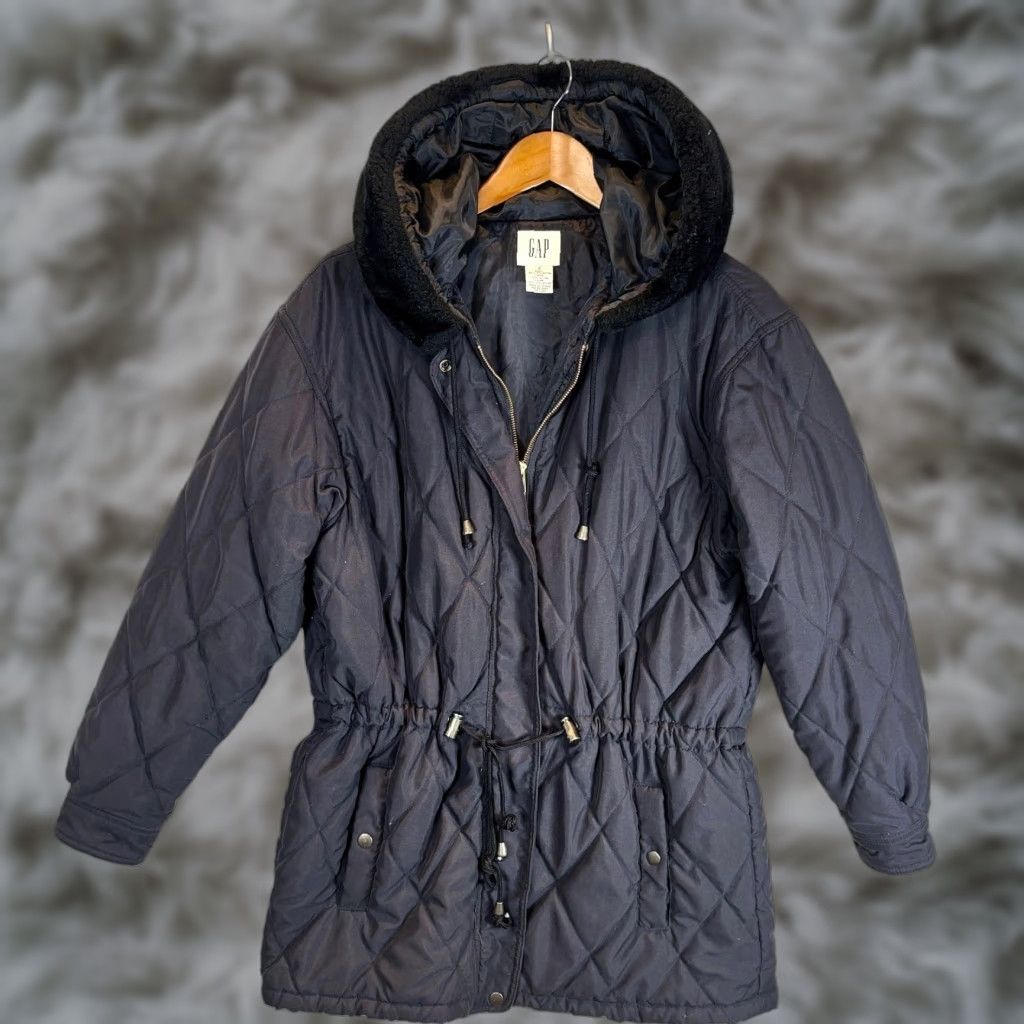 Gap VINTAGE GAP Jacket Womens Small Black Quilted Parka Hooded Faux Fur Taiwan 90s Size S / US 4 / IT 40 - 1 Thumbnail