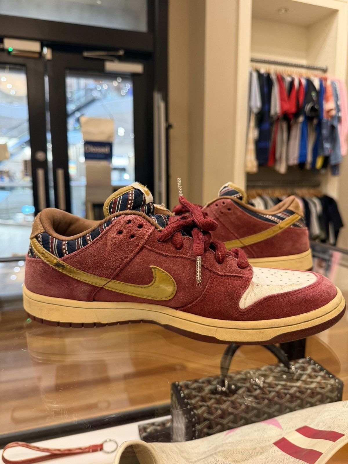 Nike Nike SB Dunk low ‘Anchorman’ Size US 9 / EU 42 - 4 Thumbnail