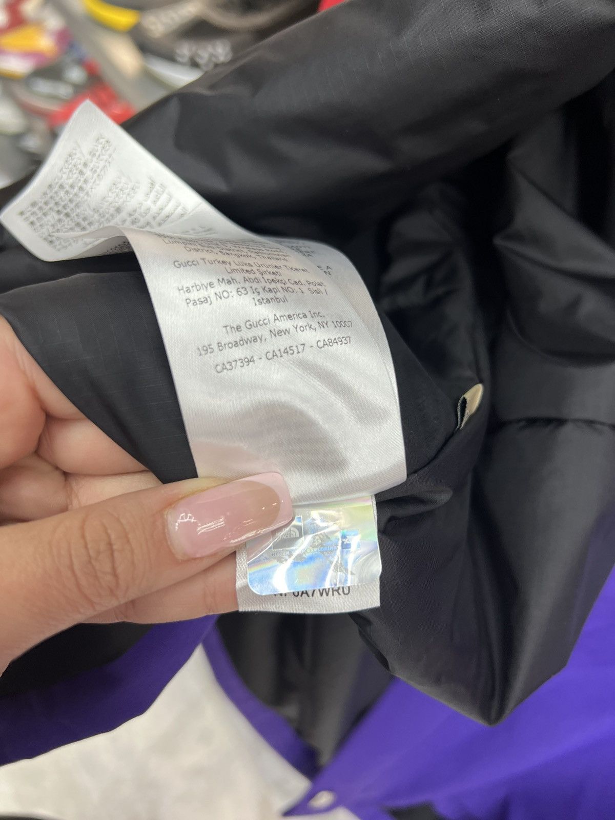 Gucci Gucci x Northface Red/Purple Windbreaker Size US M / EU 48-50 / 2 - 20 Thumbnail