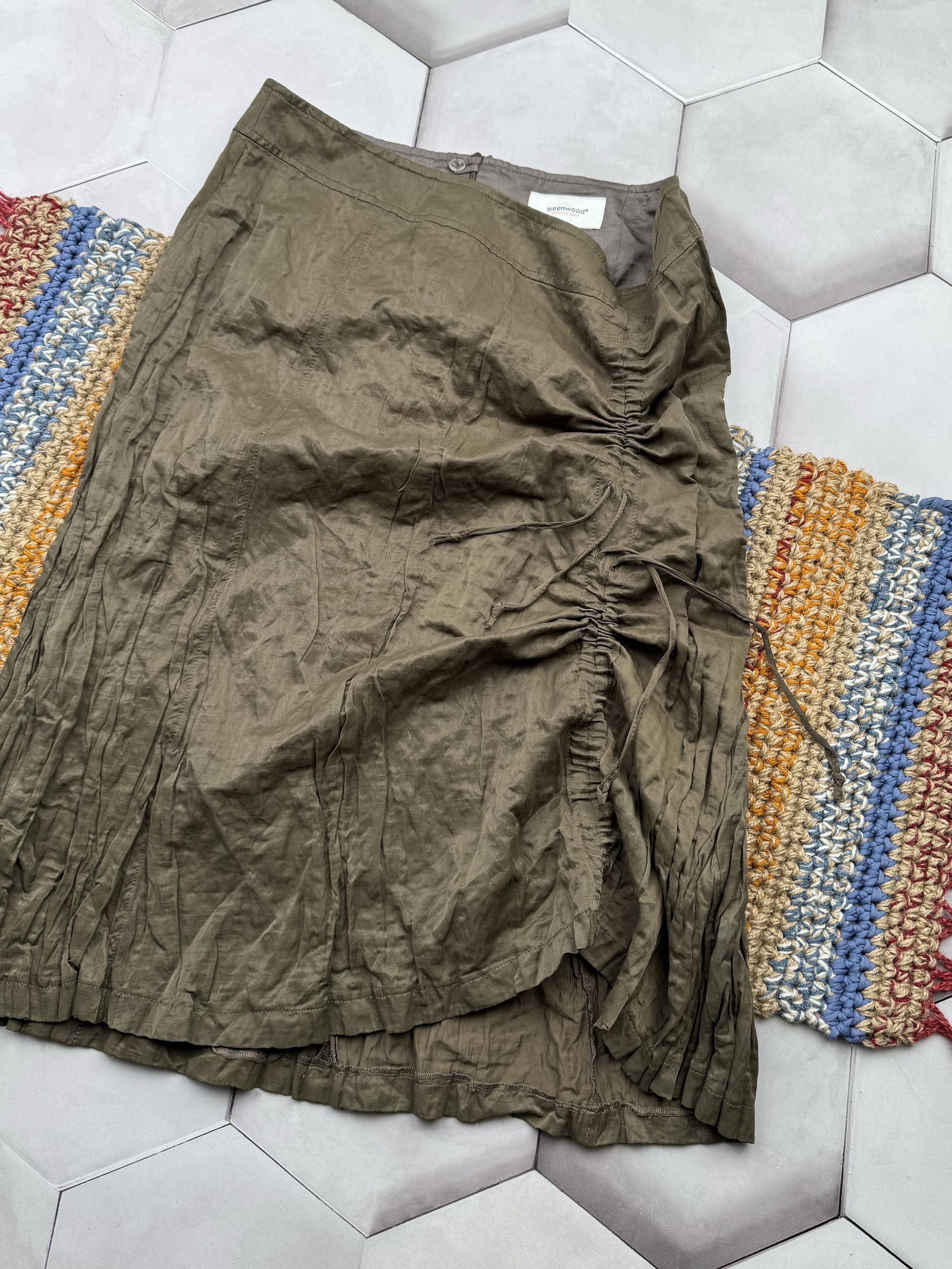 Japanese Brand Vintage Bondage Midi Skirt(E4) Size 30" / US 8 / IT 44 - 3 Thumbnail
