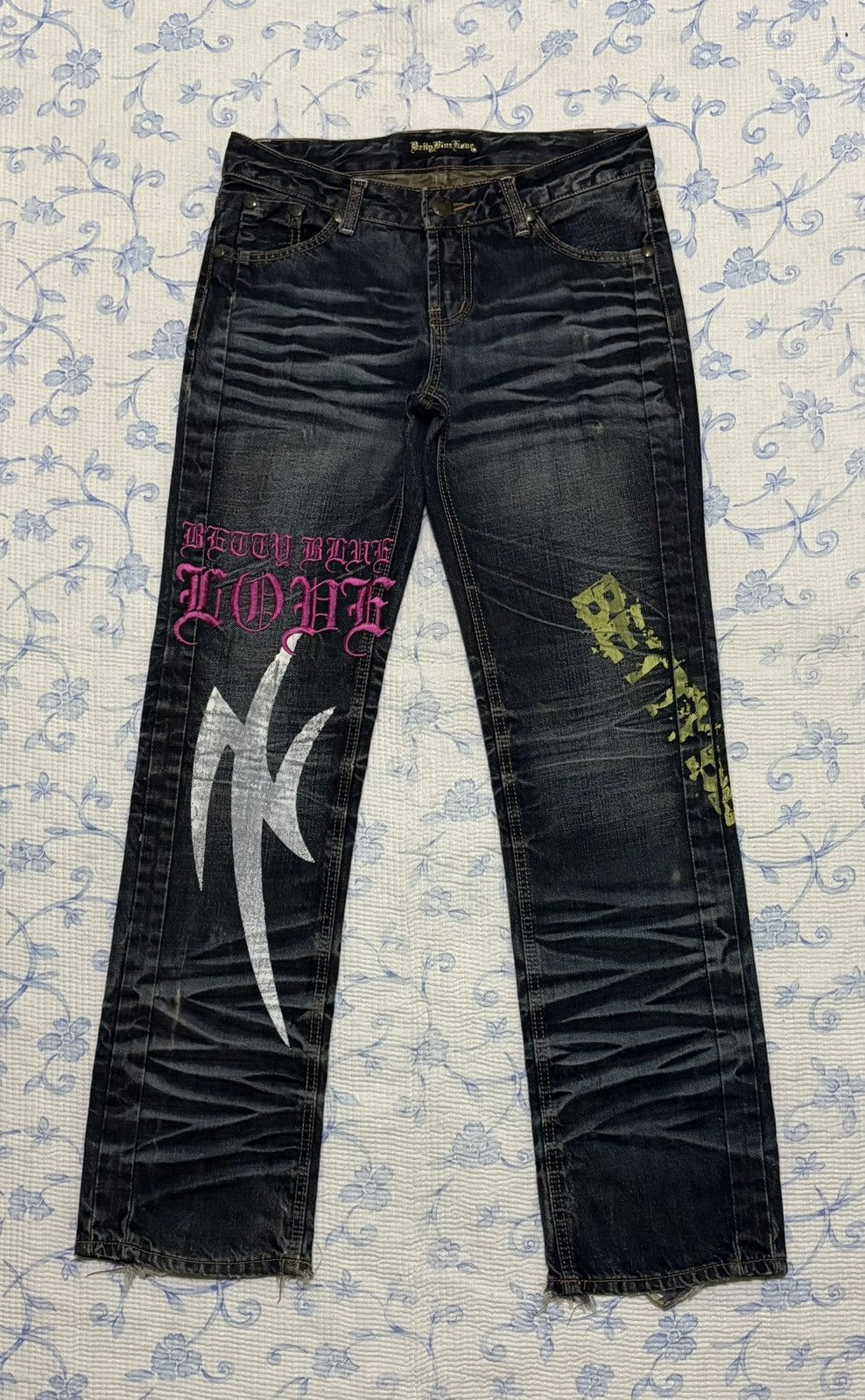 Other Betty Blue Love Streetwear Jeans Distressed Denim Size US 31 - 2 Thumbnail