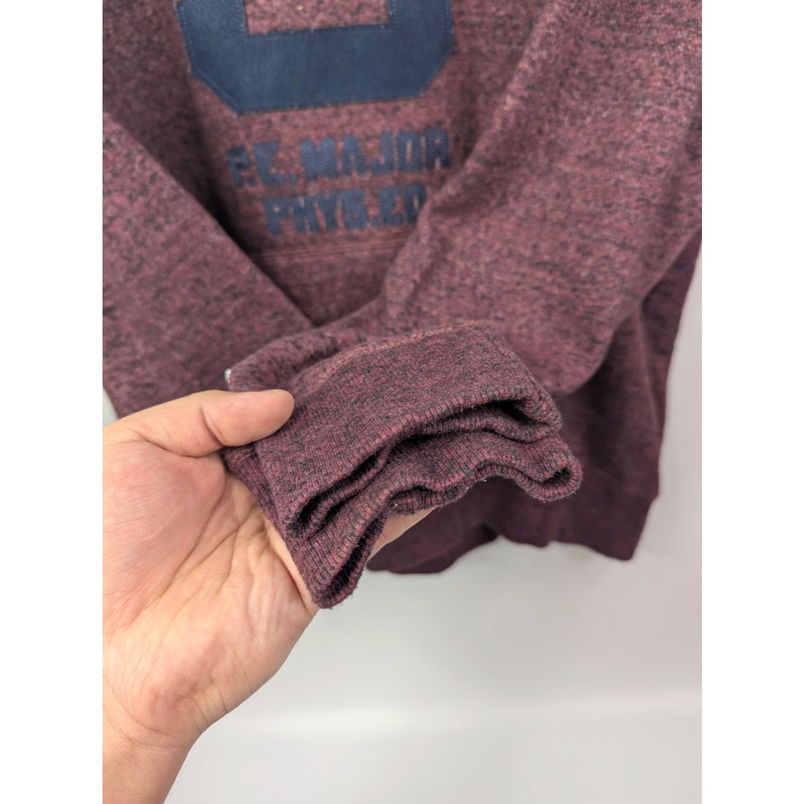 Champion Champion Hoodie Mens L Maroon Fleece Pullover Logo Embroidered 90s College University Sports Sweatshirt Size US L / EU 52-54 / 3 - 3 Thumbnail