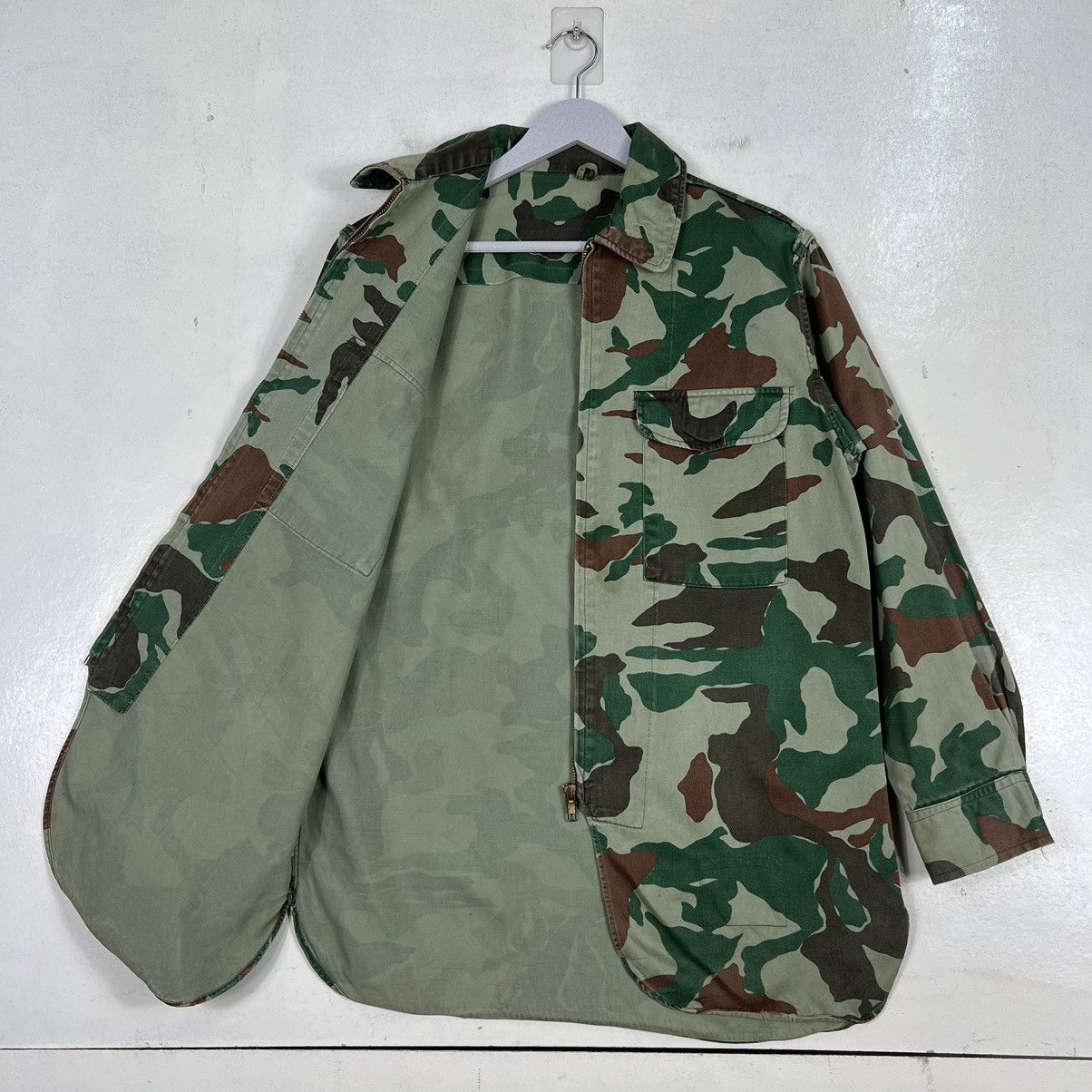 Japanese Brand 🔥 VINTAGE 1986 JAPANESE MILITARY WOODLAND CAMO SHIRT JACKET Size US M / EU 48-50 / 2 - 9 Thumbnail