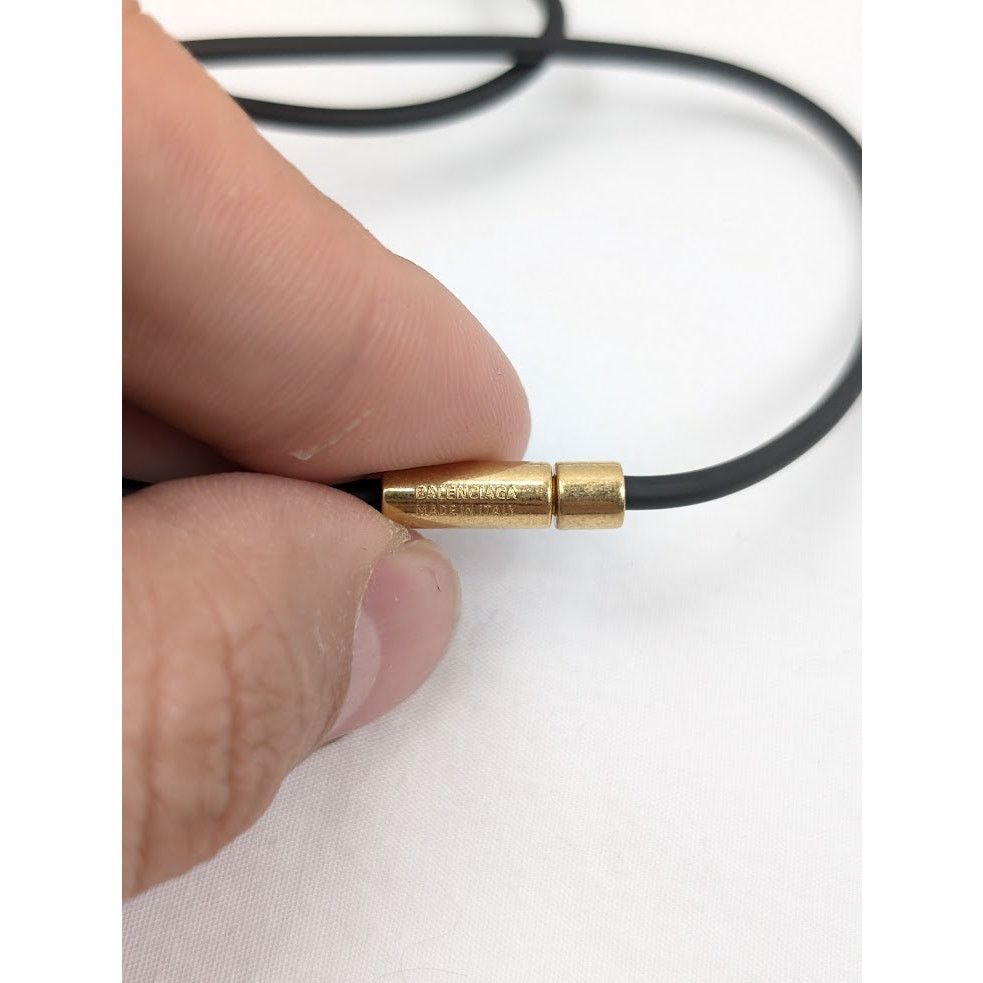 Balenciaga o1rshd1 Size: OS / BB Icon Heart Necklace in Black Size ONE SIZE - 6 Thumbnail