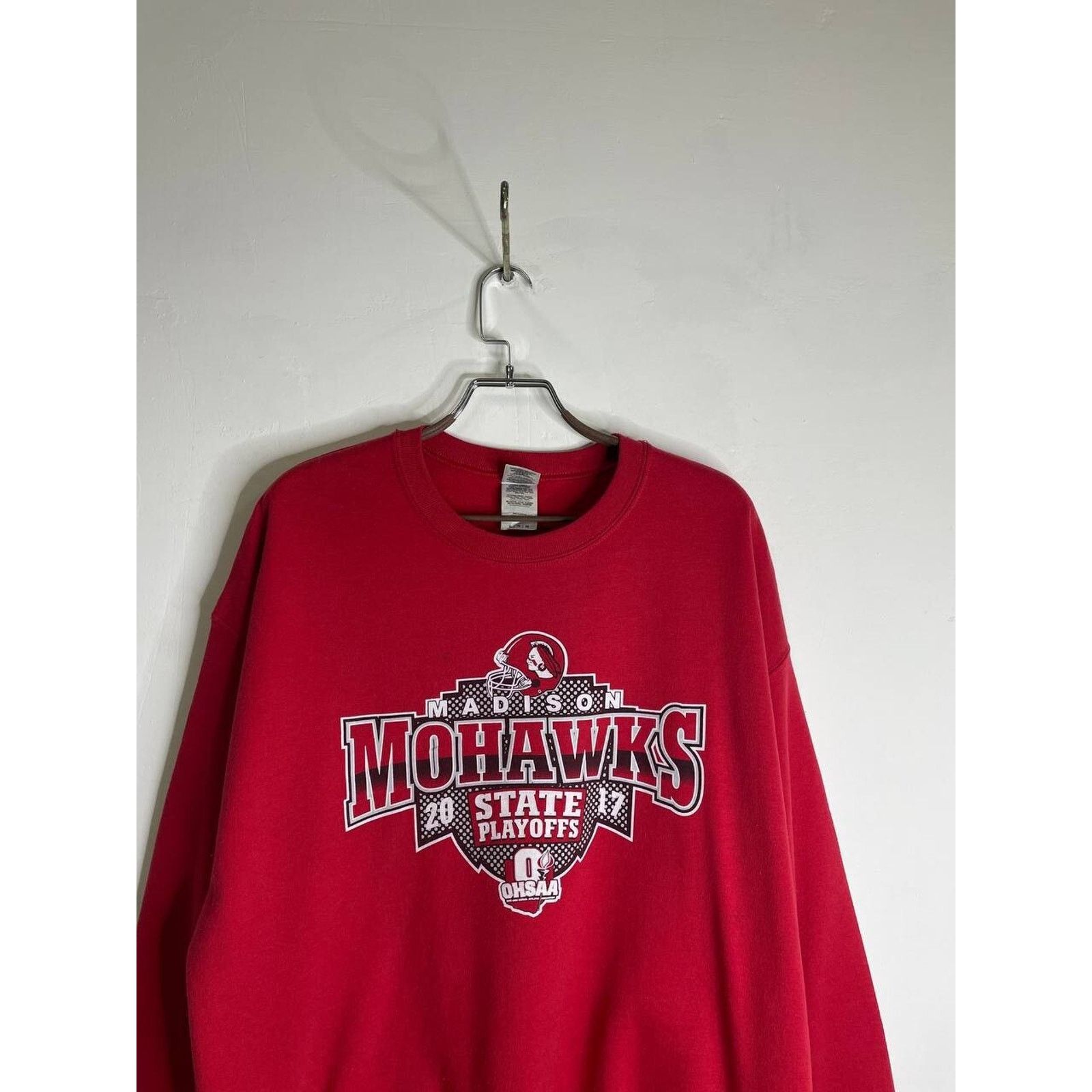 Vintage Vintage Madison Mohawks State Playoffs Red Sweatshirt XL Size US XL / EU 56 / 4 - 3 Thumbnail
