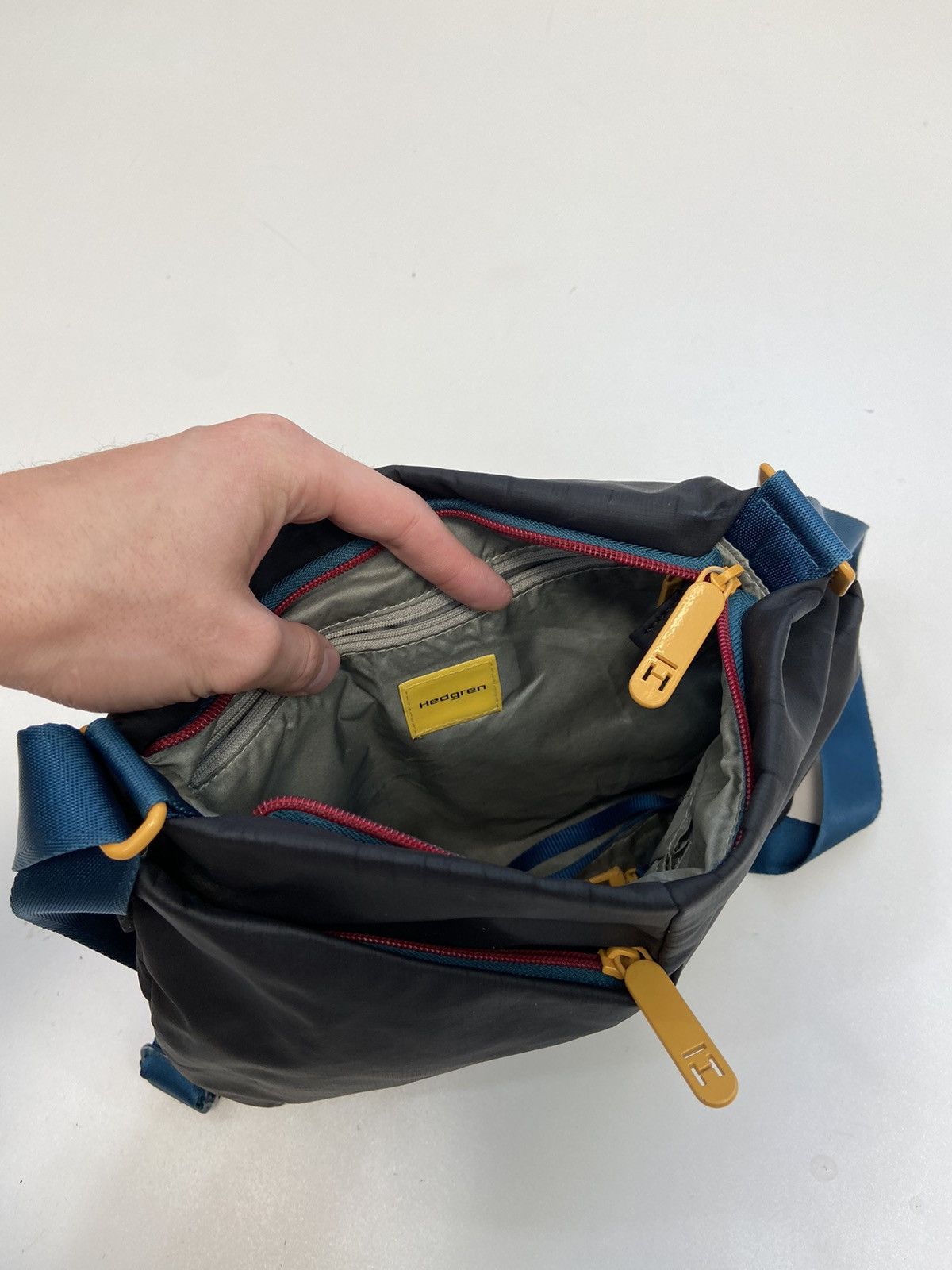 Vintage Hedgren archive bag made in Belgium Y2K Style Nylon Size ONE SIZE - 8 Thumbnail