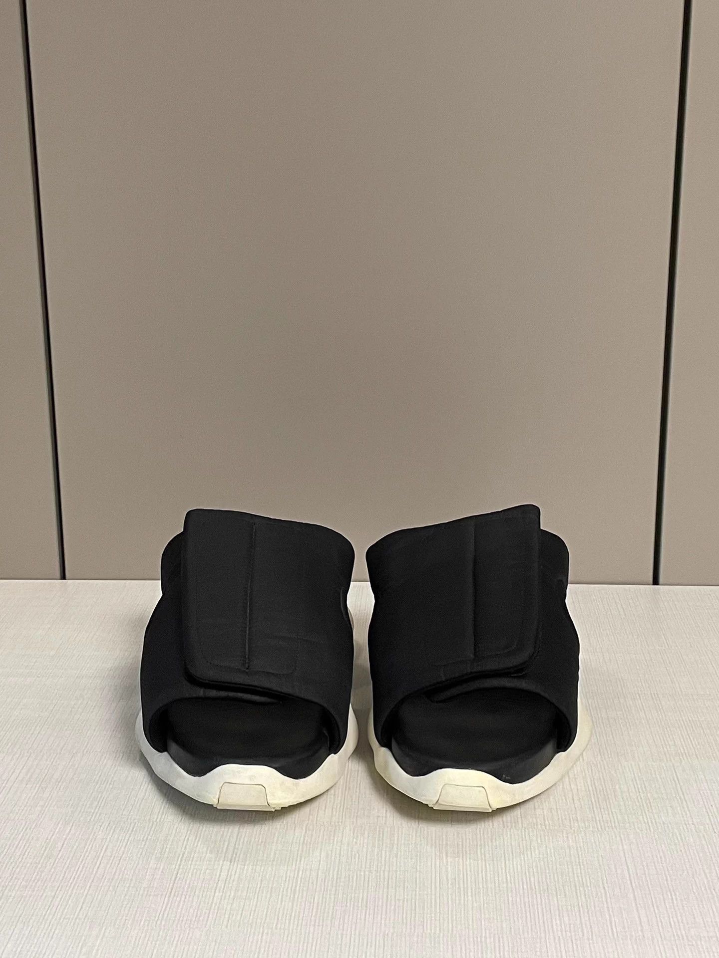 Rick Owens Rick Owens x Adidas Horsebit Slipper 40.5 Size US 9.5 / IT 39.5 - 2 Thumbnail