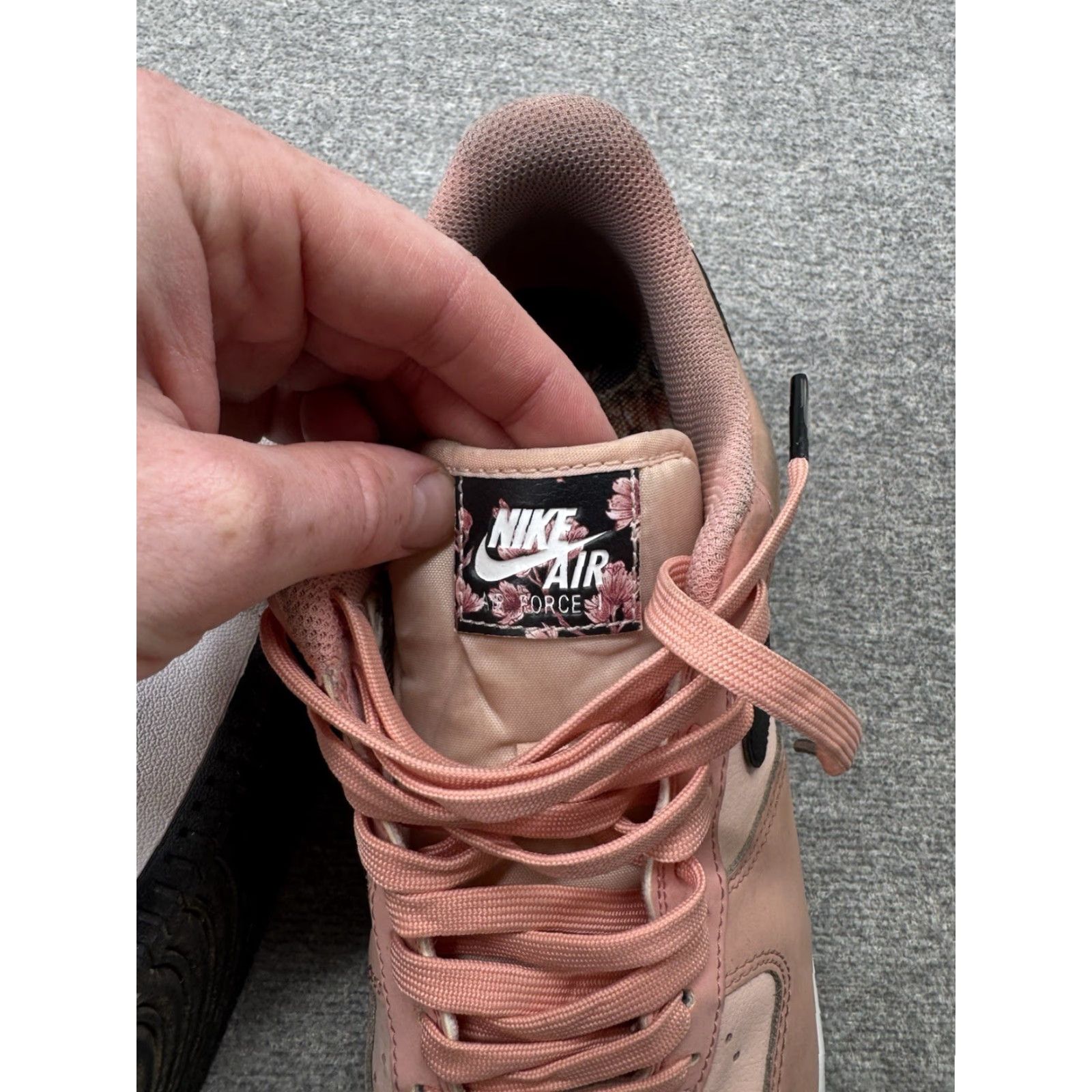 Nike Nike Air Force 1 Low ’07 LE Japanese Cherry Blossoms Men’s Size 9.5 CU6649-100 Sneakers Size US 10 / EU 43 - 7 Thumbnail