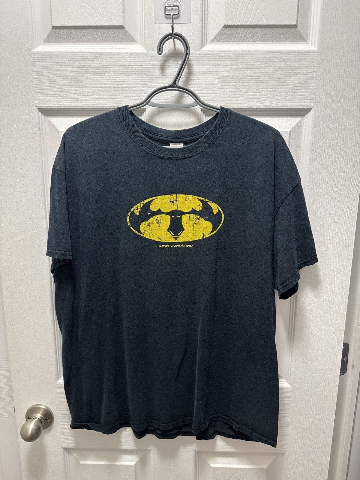 Gildan Gildan Heavy Cotton Vintage Batman Newfoundland Moose Logo Size US XL / EU 56 / 4 - 1 Thumbnail