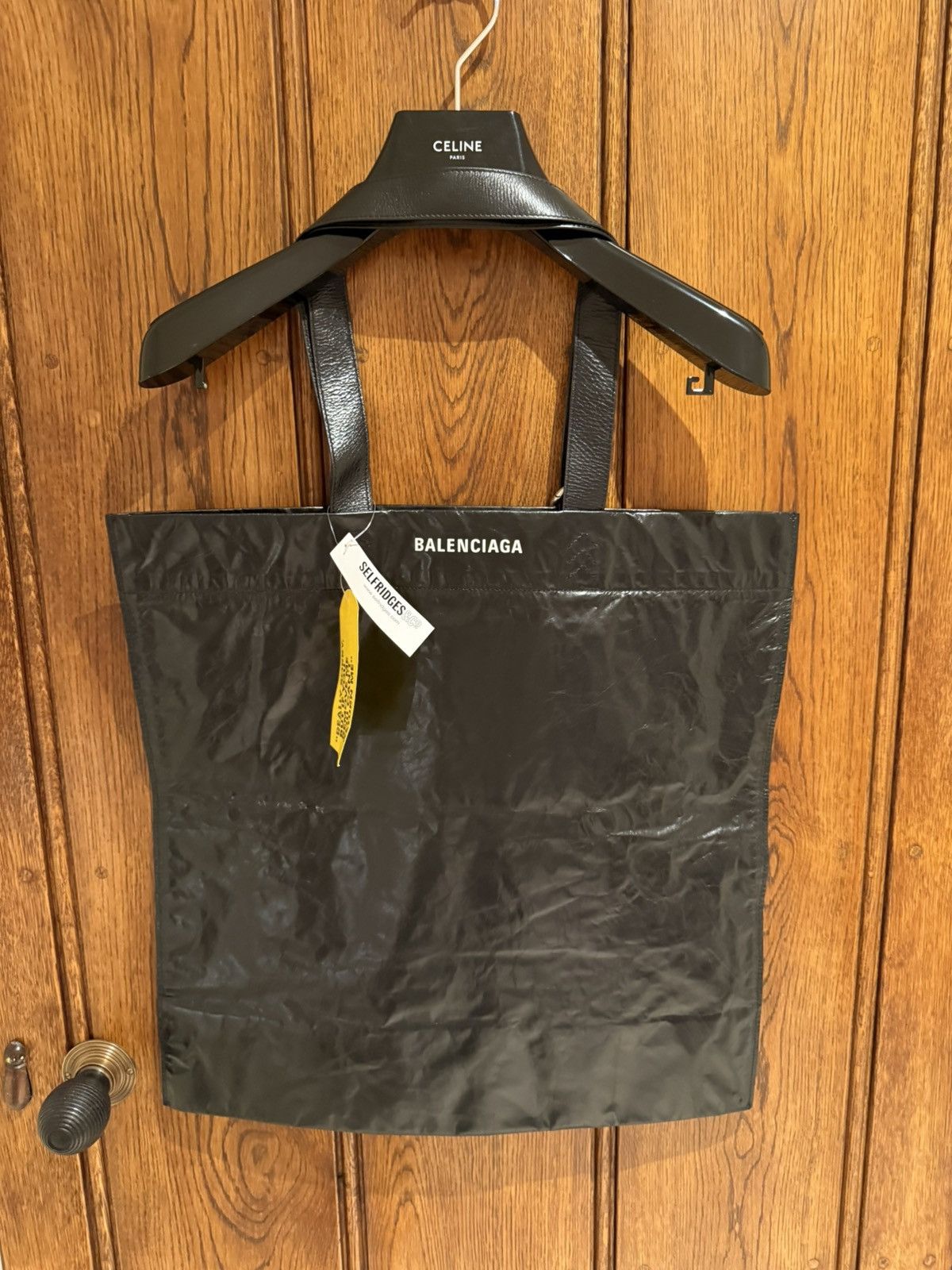 Balenciaga Balenciaga The Simpsons black tote bag bondage Keychain ring Size ONE SIZE - 13 Thumbnail