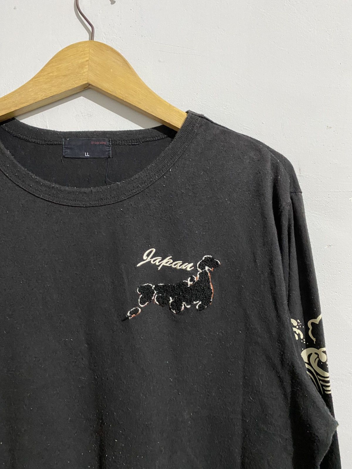 Japanese Brand Vintage Lap wing sukajan tshirt Size US L / EU 52-54 / 3 - 2 Thumbnail