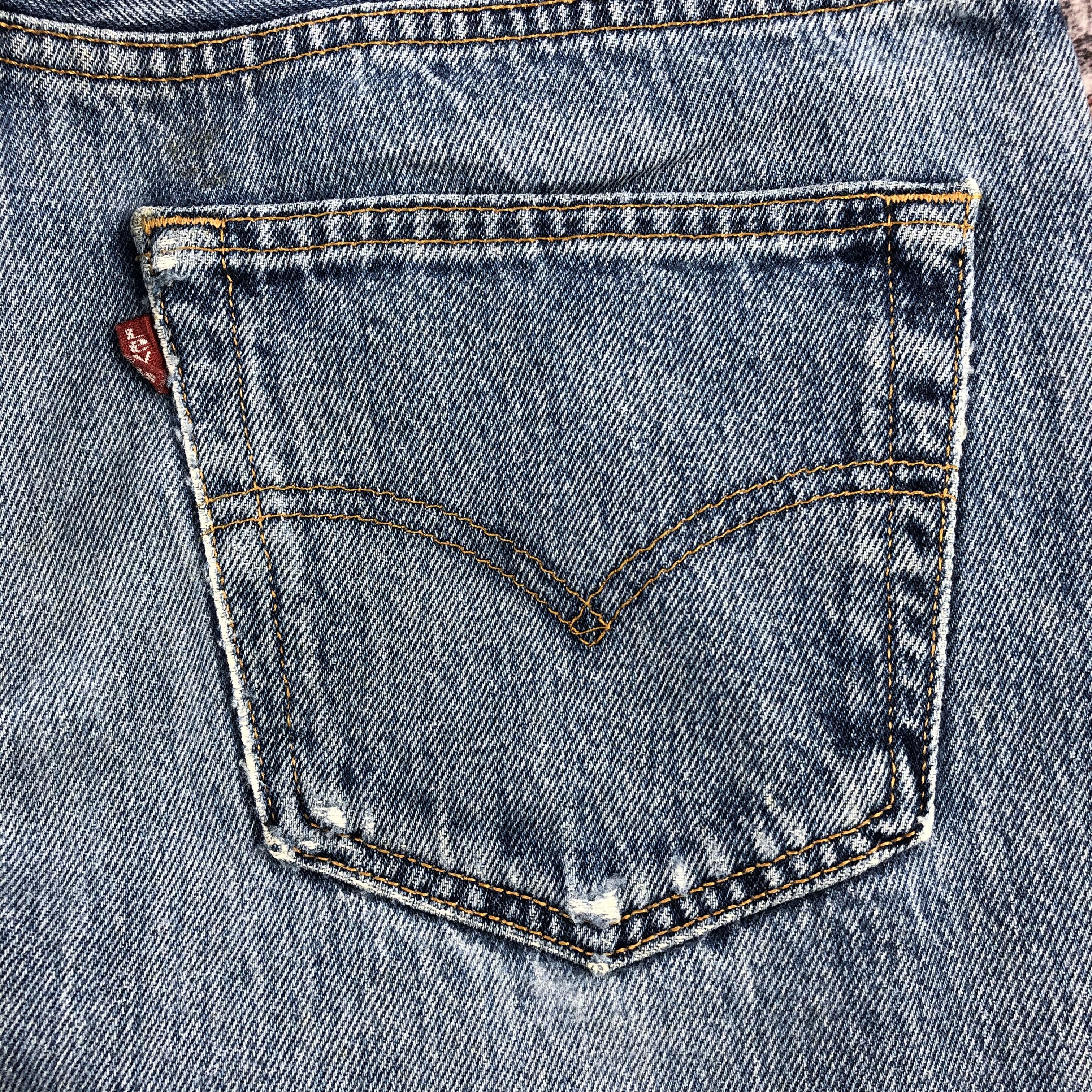 Levi's × Vintage Vintage 90s Blue Wash Levis 501 Jeans-JM2228 Size US 35 - 7 Thumbnail