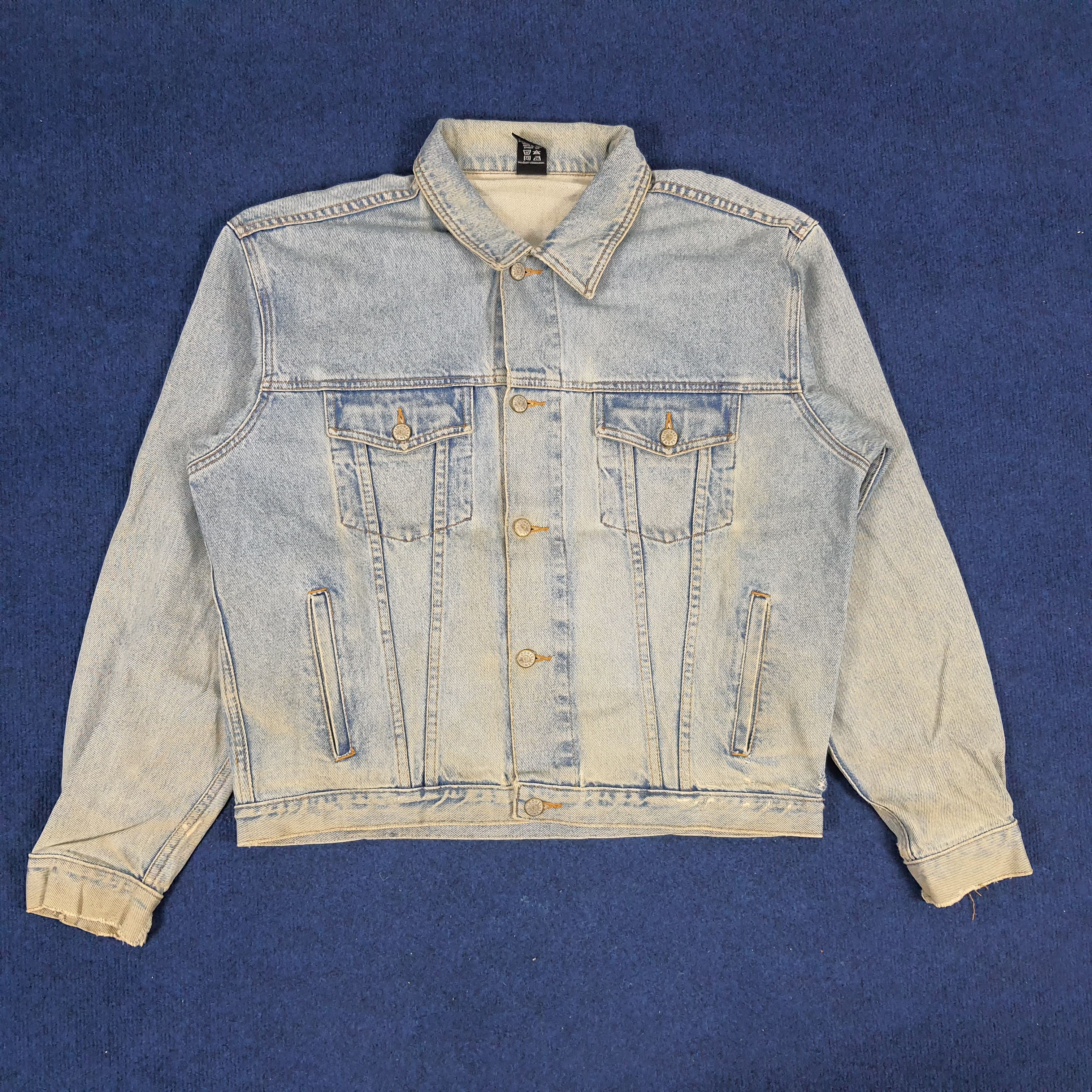 Cartoon Network × Vintage × Warner Bros Vintage Warner Bros. Studio Embroidery Jeans Jacket Size US L / EU 52-54 / 3 - 3 Thumbnail