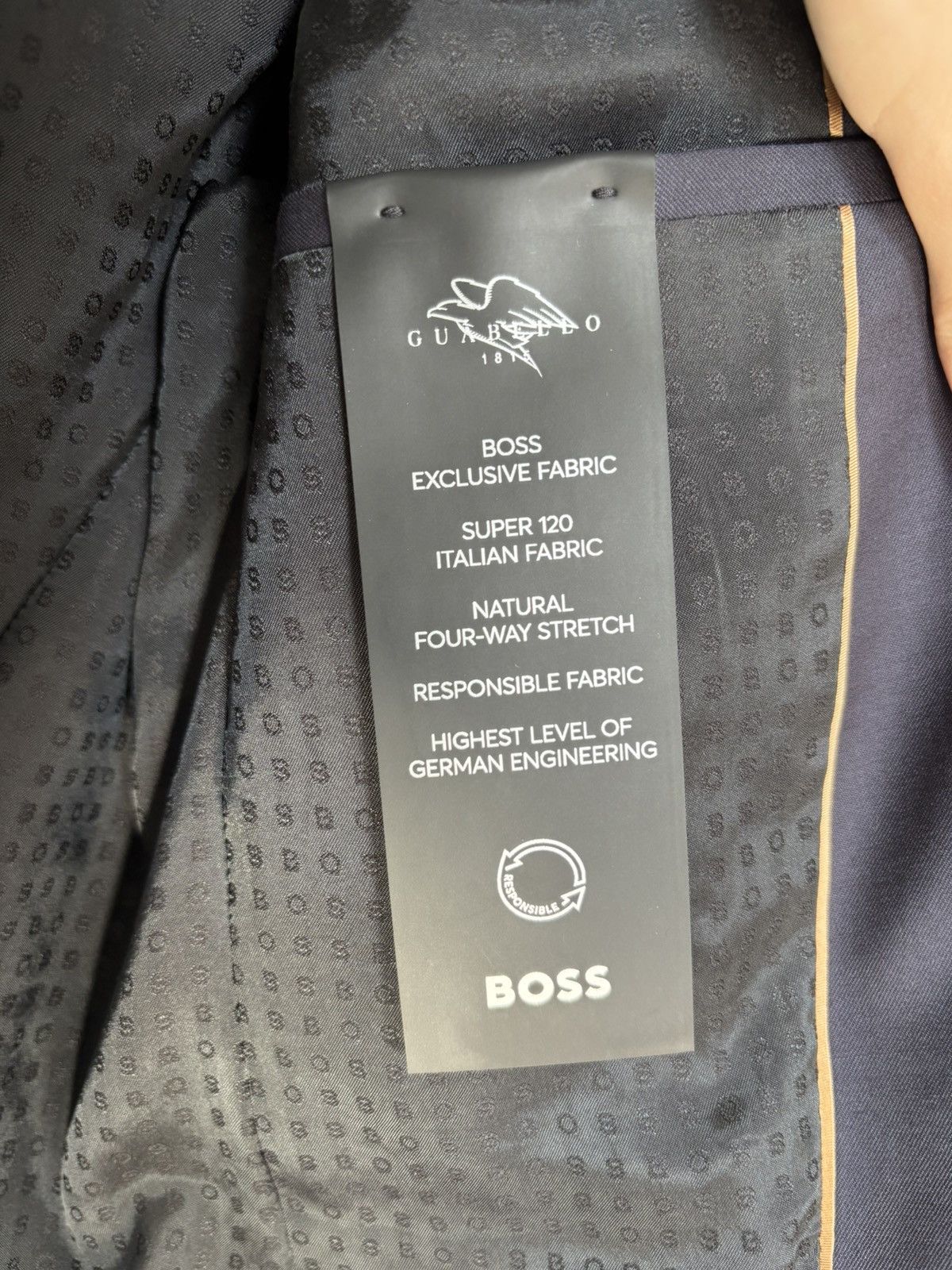 Hugo Boss Boss suit worn one time, blazer and trouser Size 46R - 3 Thumbnail