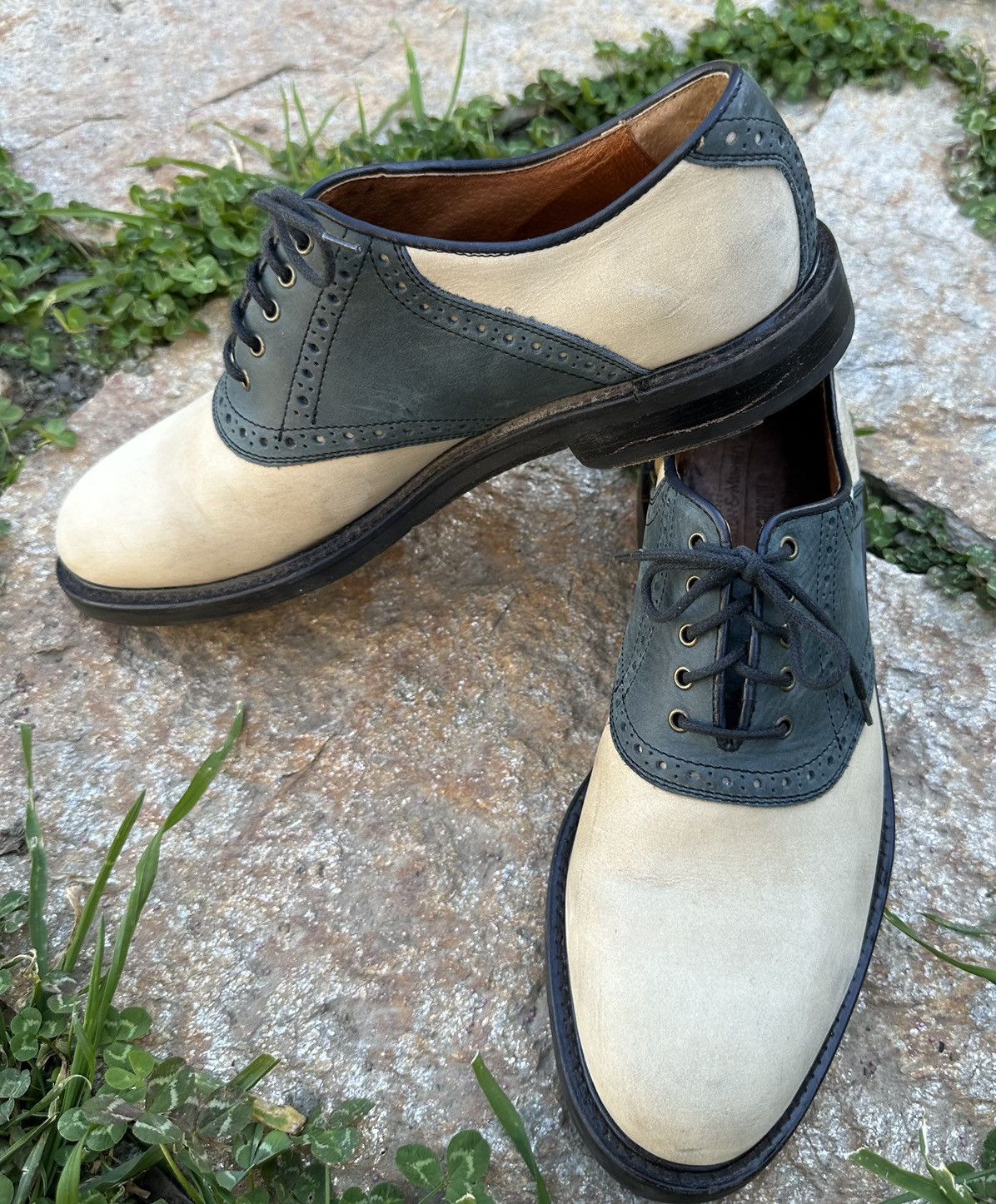 Johnston & Murphy Vintage blue & tan suede saddle shoe! 8.5 Size US 8.5 / EU 41-42 - 2 Thumbnail