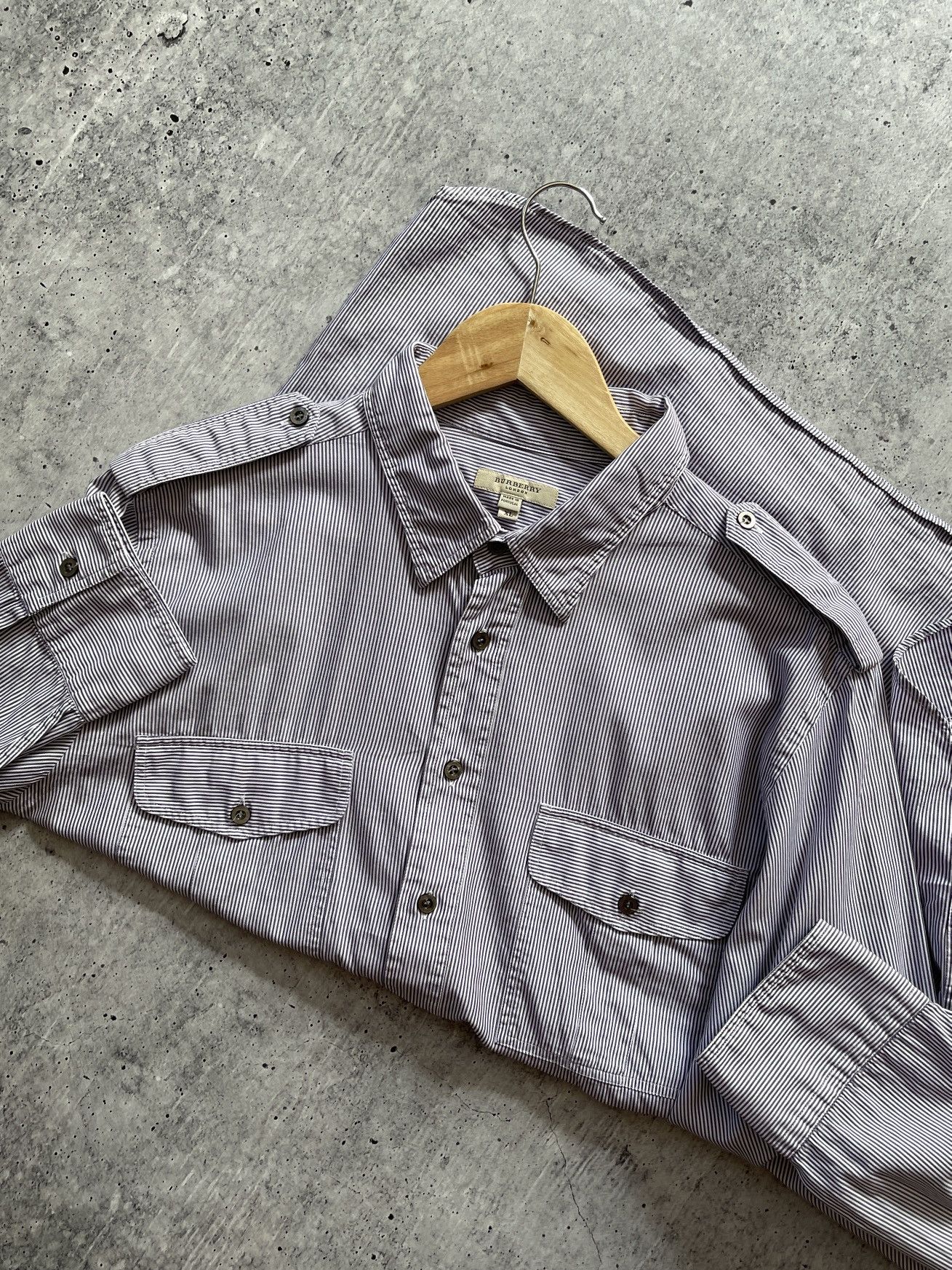 Burberry Burberry London Men's Button-Up Shirt XL Purple White Striped Size US XL / EU 56 / 4 - 3 Thumbnail