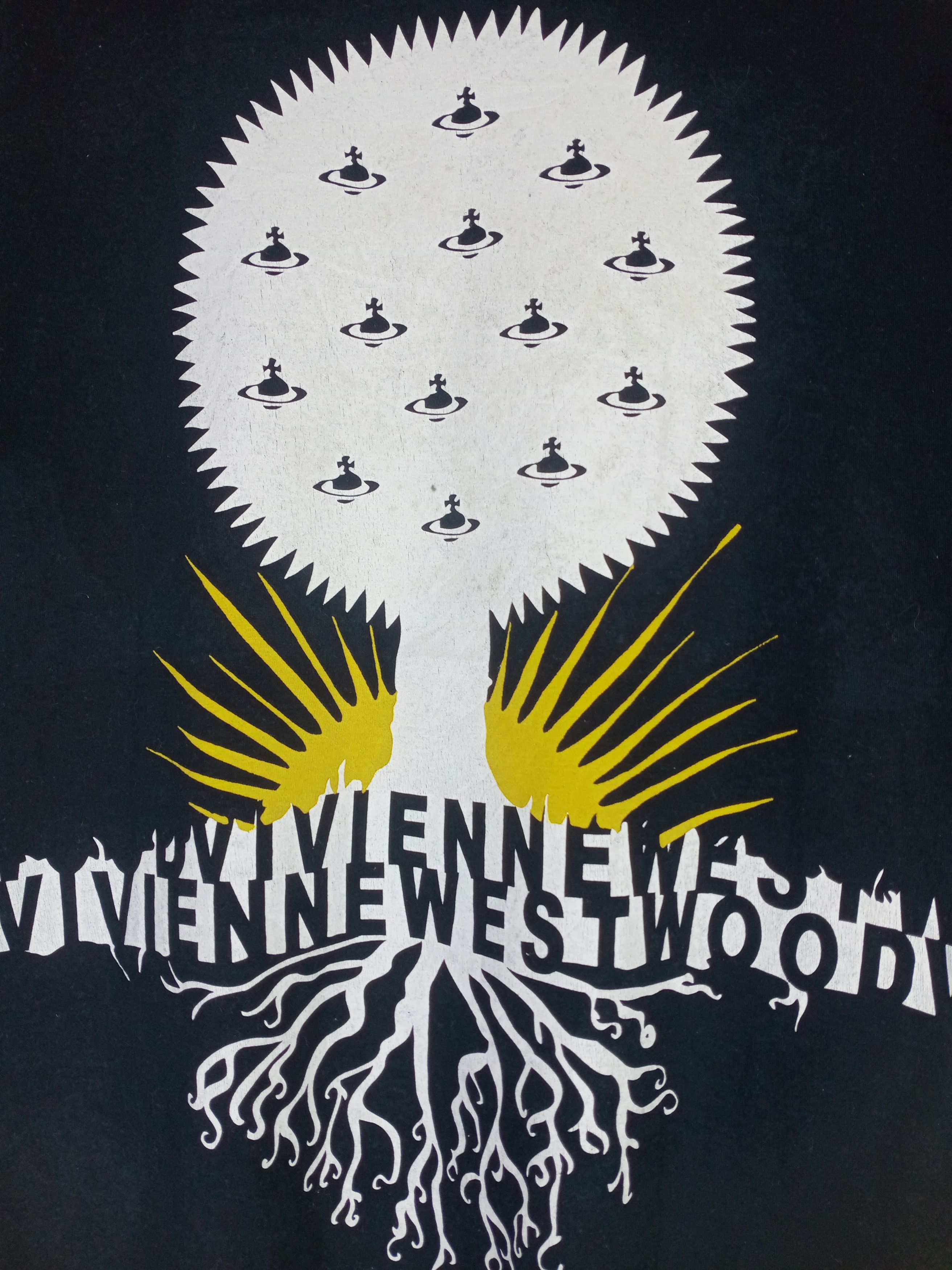 Vivienne Westwood Rare Vintage Vivienne Westwood Tshirt Size US M / EU 48-50 / 2 - 6 Thumbnail