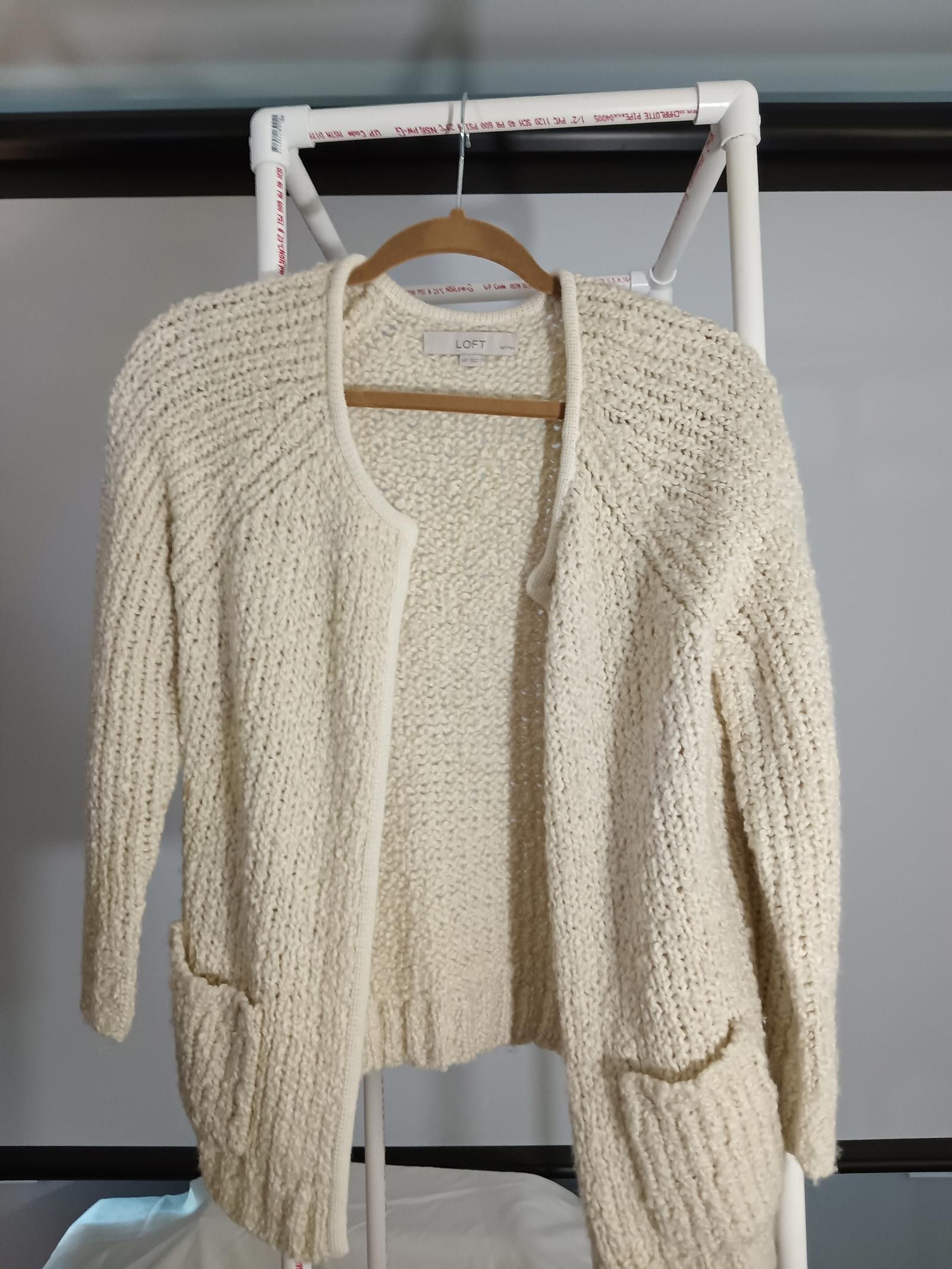 Designer LOFT Cream Chunky Knit Cardigan - Petite Size M / US 6-8 / IT 42-44 - 1 Thumbnail