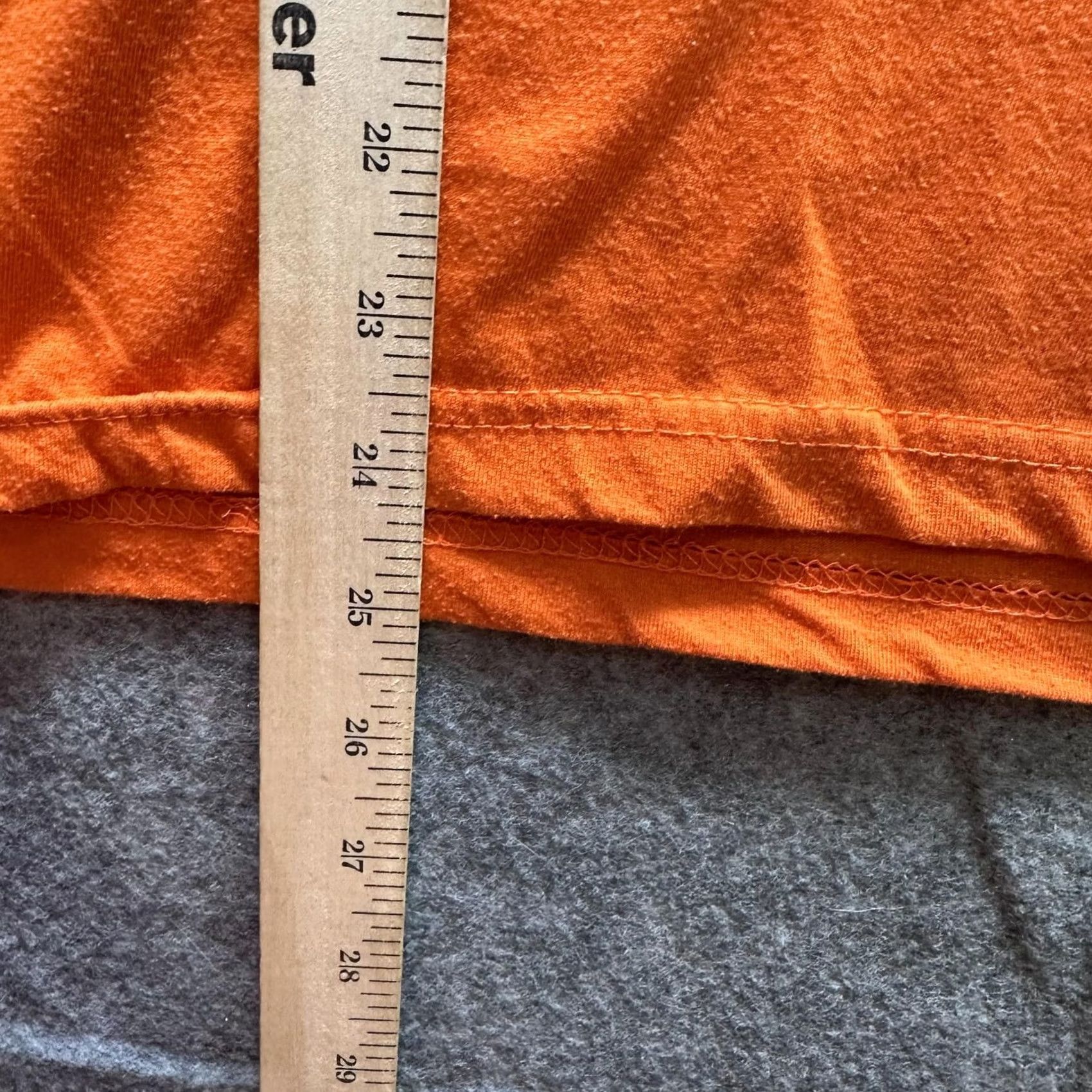 Logo 7 VVKY Shirt S Orange Crest Logo Graphic Tee Crewneck Cotton Jersey Tagless Mens Size US S / EU 44-46 / 1 - 5 Thumbnail