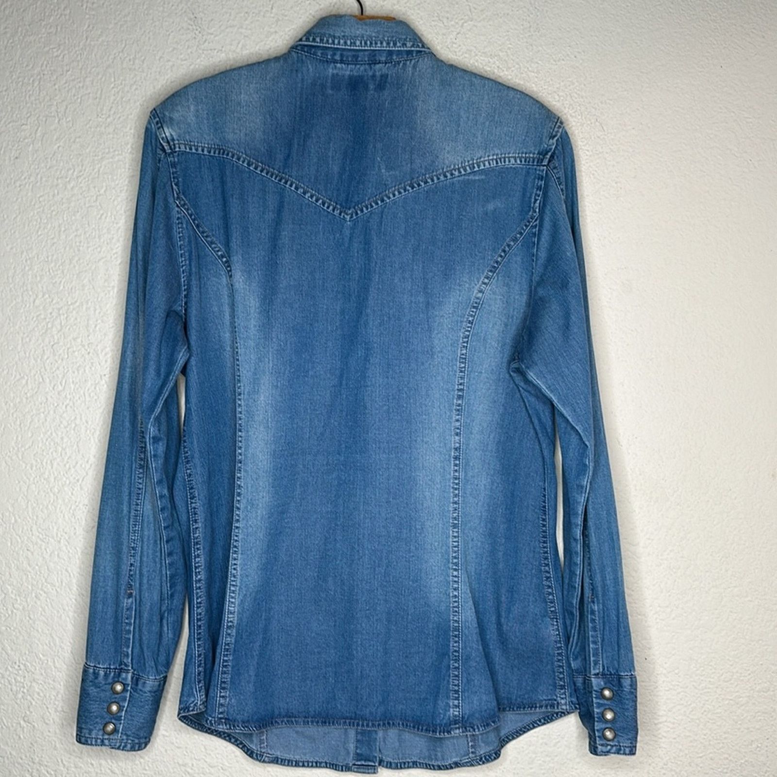 Eddie Bauer × Vintage VTG Eddie Bauer Pearl Snap Button Denim Western Shirt Large Size US L / EU 52-54 / 3 - 7 Thumbnail