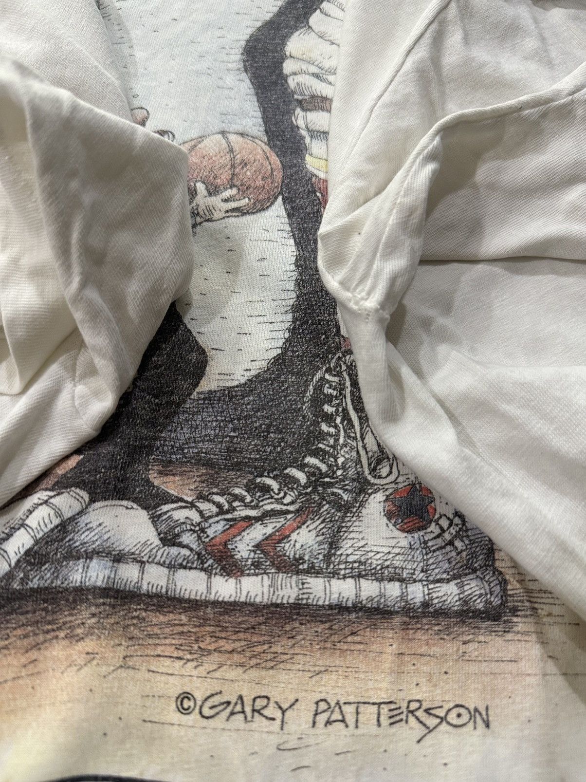 Other Thrashed Vintage 90s Jump Ball Gary Patterson Faded Tee Size US L / EU 52-54 / 3 - 12 Thumbnail