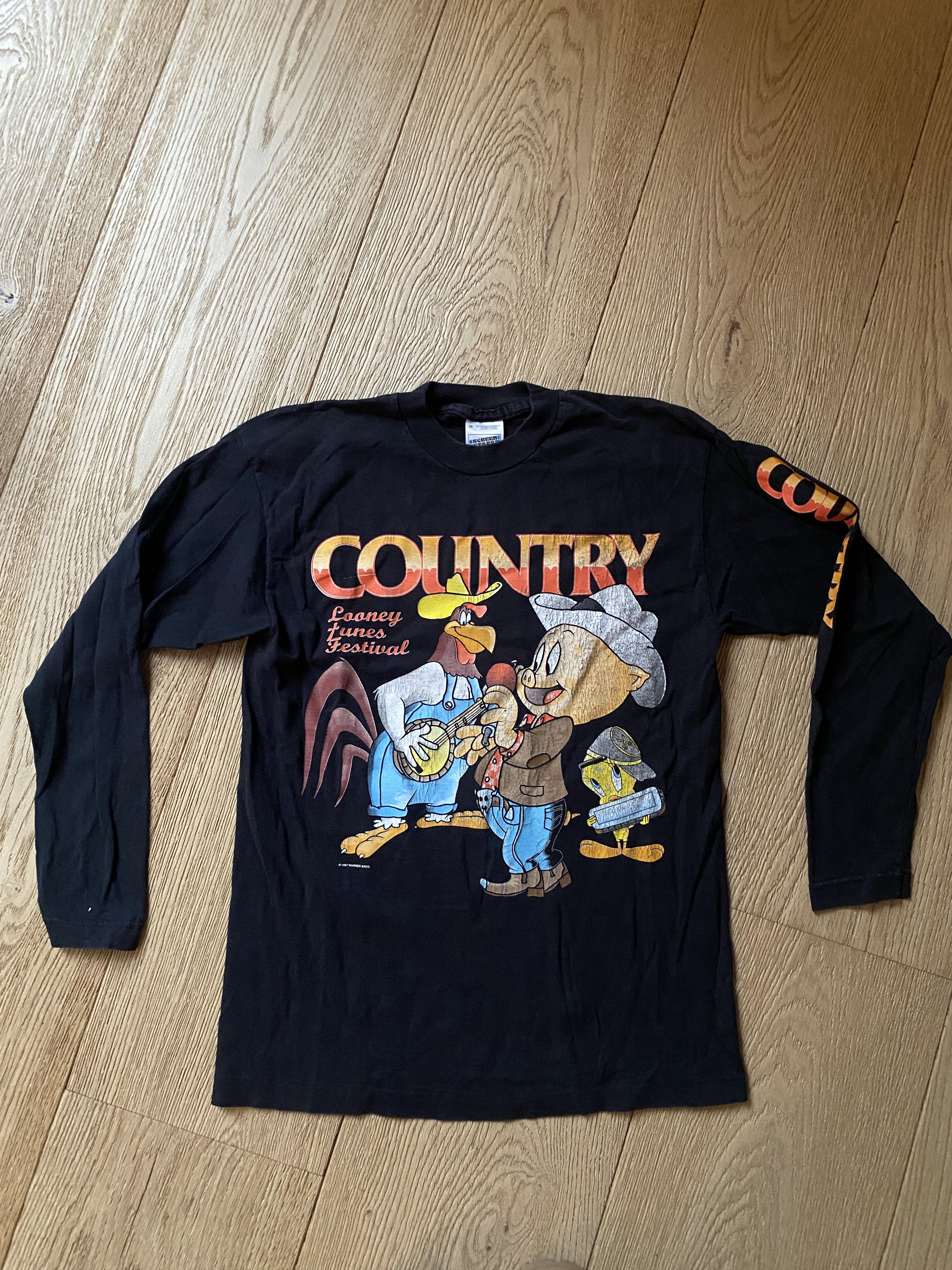 Band Tees Looney Tunes Tweety cartoon film movie longsleeve Size US M / EU 48-50 / 2 - 1 Thumbnail