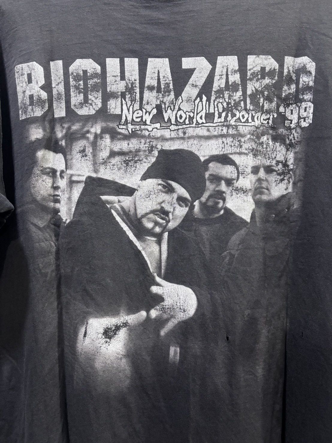 Band Tees Vintage Biohazard Size US XL / EU 56 / 4 - 5 Thumbnail