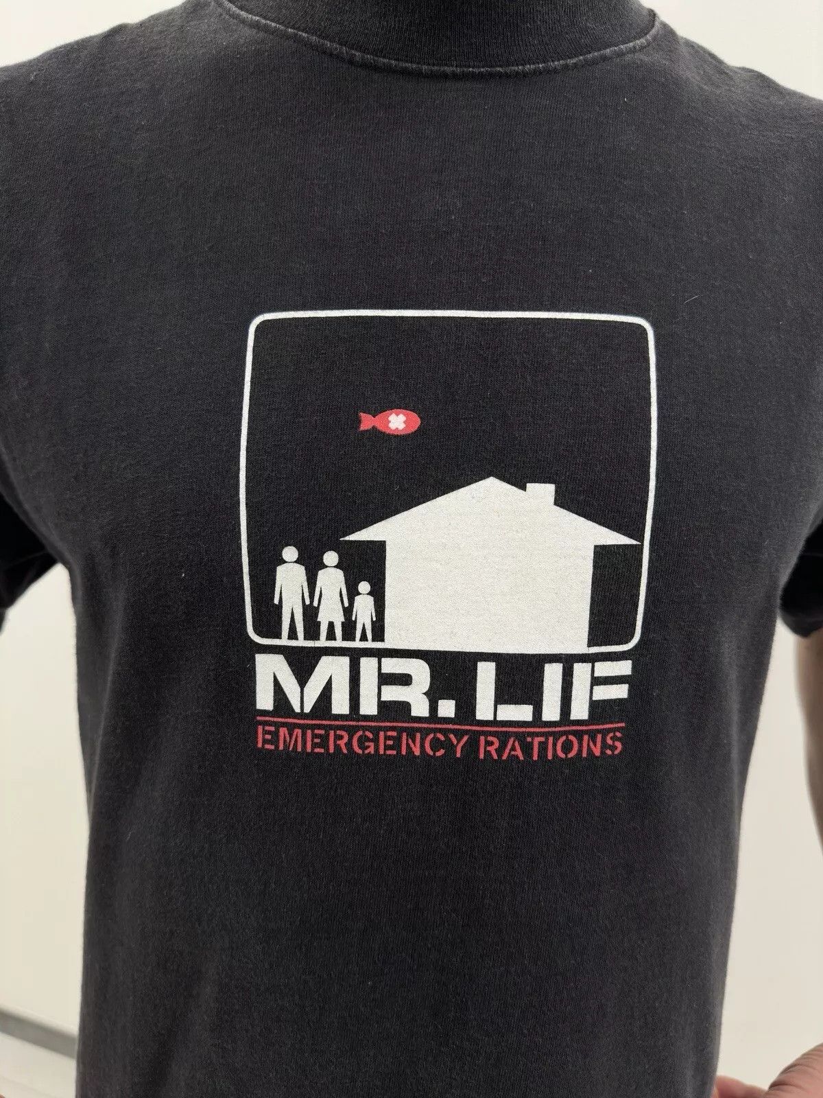Hanes Vintage Mr. Lif Emergency Rations Shirt Faded Mens Hip Hop Size US L / EU 52-54 / 3 - 6 Thumbnail