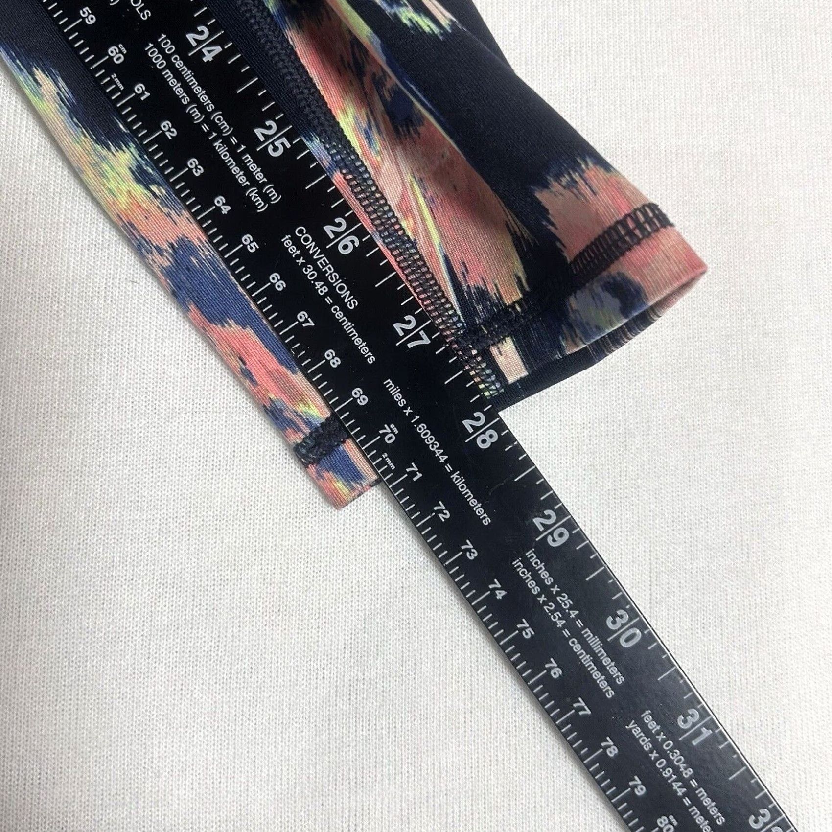 H&M H&M Sport Leggings Women L Ankle Yoga Gym Abstract Multicolor Fitness Stretch Run Training Size 36" / US 14 / IT 50 - 7 Thumbnail